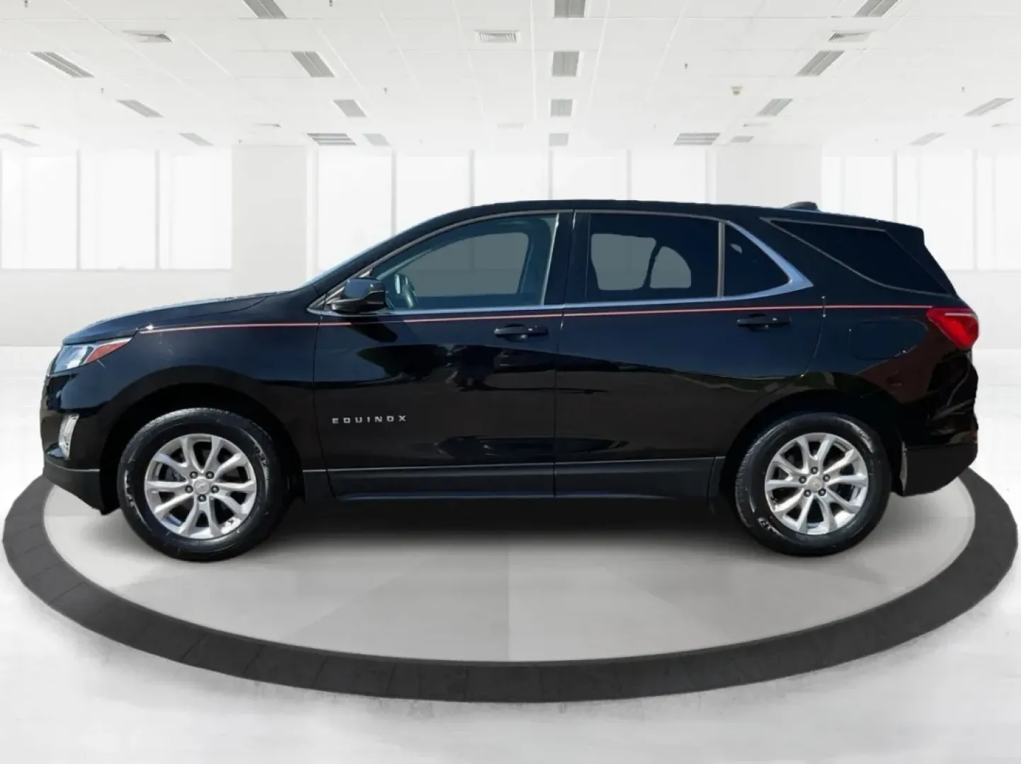 2018 Chevrolet Equinox LT (2GNAXSEV7J6) with an 1.5L I-4 gasoline direct injection engine, located at 1951 S Dayton Lakeview Rd., New Carlisle, OH, 45344, (937) 908-9800, 39.890999, -84.050255 - Are you searching for a versatile vehicle that effortlessly combines style, comfort, and practicality? Look no further! At Advantage Car and Credit - Troy, located at 1099 N County Rd 25A, Troy, OH 45373, we are excited to present a fantastic opportunity to own a 2018 Chevrolet Equinox LT, perfect f - Photo#5