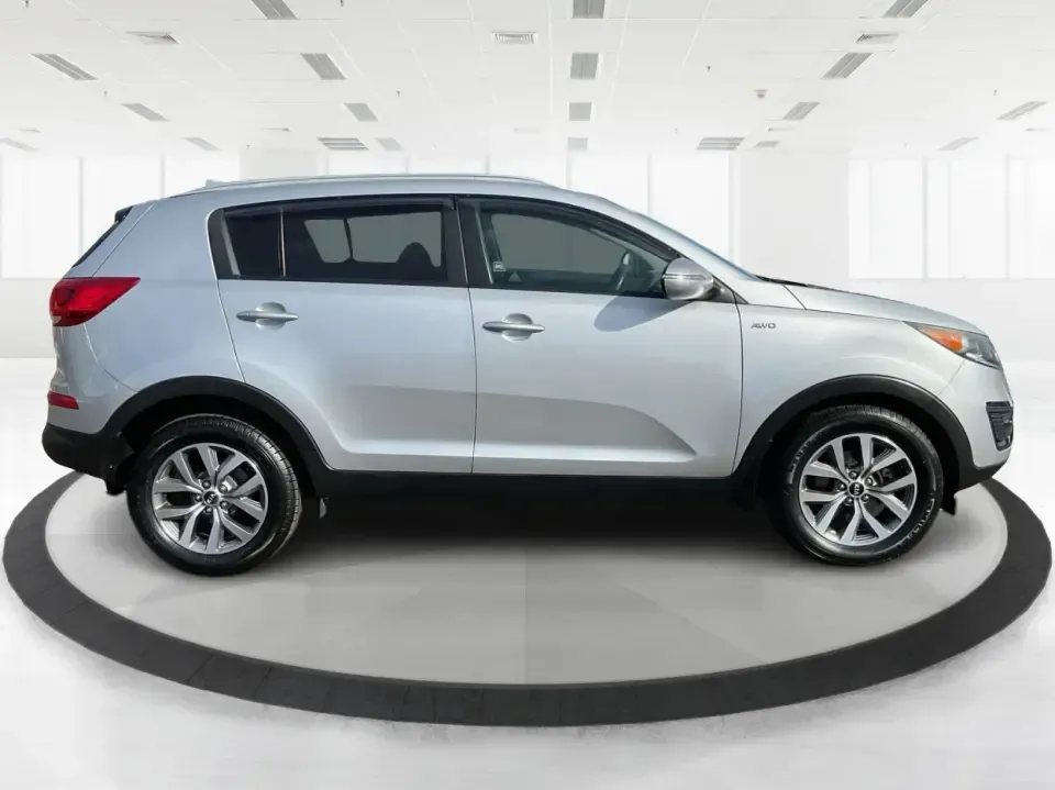 2015 Kia Sportage LX (KNDPBCAC2F7) with an 2.4L V6 DOHC 24V engine, 6-Speed Automatic transmission, located at 880 E. National Road, Vandalia, OH, 45377, (937) 908-9800, 39.891918, -84.183594 - Are you ready to elevate your driving experience and embark on unforgettable adventures? Look no further than this 2015 Kia Sportage LX, perfect for those who crave a reliable crossover that blends style with versatility. Whether you're commuting to work, shuttling the kids to school, or planning a - Photo#1