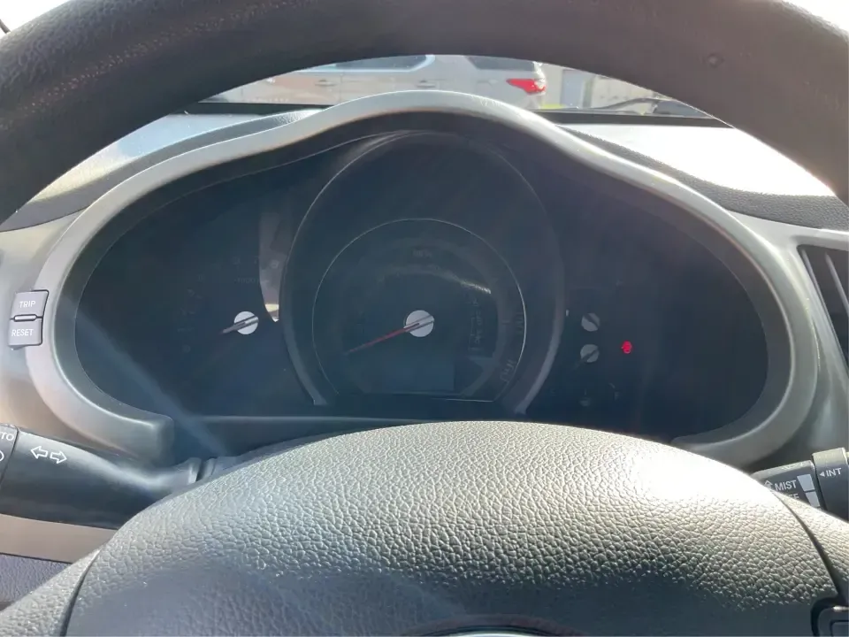 2015 Kia Sportage LX (KNDPBCAC2F7) with an 2.4L V6 DOHC 24V engine, 6-Speed Automatic transmission, located at 880 E. National Road, Vandalia, OH, 45377, (937) 908-9800, 39.891918, -84.183594 - Are you ready to elevate your driving experience and embark on unforgettable adventures? Look no further than this 2015 Kia Sportage LX, perfect for those who crave a reliable crossover that blends style with versatility. Whether you're commuting to work, shuttling the kids to school, or planning a - Photo#15