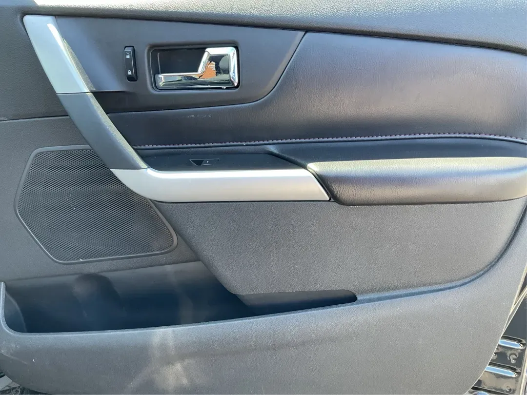 2013 Ford Edge Limited (2FMDK3KC7DB) with an Other engine, located at 1951 S Dayton Lakeview Rd., New Carlisle, OH, 45344, (937) 908-9800, 39.890999, -84.050255 - Are you ready to elevate your driving experience while enjoying the comfort and versatility of an SUV? Look no further than this stunning 2013 Ford Edge Limited, available now at Advantage Car and Credit in Xenia, OH. Perfect for growing families or anyone seeking a reliable vehicle for daily commut - Photo#20