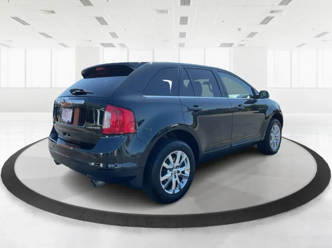 2013 Ford Edge Limited (2FMDK3KC7DB) with an Other engine, located at 1230 East Main St, Xenia, OH, 45385, (937) 908-9800, 39.688026, -83.910172 - Are you ready to elevate your driving experience while enjoying the comfort and versatility of an SUV? Look no further than this stunning 2013 Ford Edge Limited, available now at Advantage Car and Credit in Xenia, OH. Perfect for growing families or anyone seeking a reliable vehicle for daily commut - Photo#2