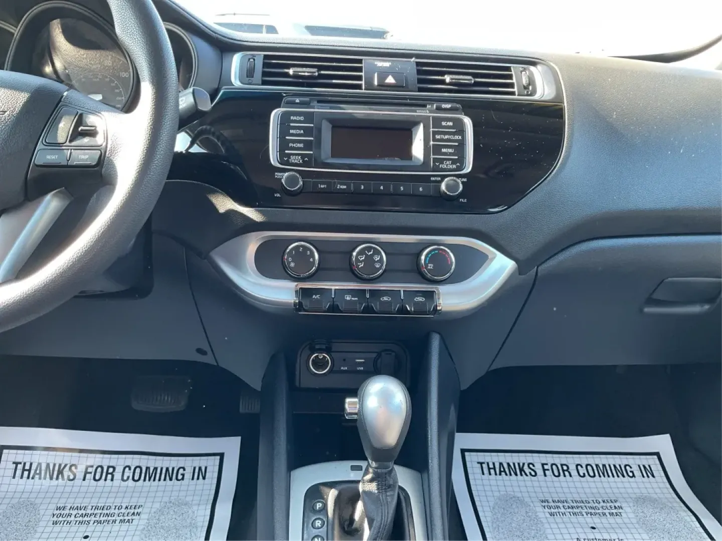 2017 Kia Rio LX (KNADM4A32H6) with an Gamma 1.6L I-4 gasoline direct injection engine, located at 880 E. National Road, Vandalia, OH, 45377, (937) 908-9800, 39.891918, -84.183594 - **Discover Ultimate Convenience with the 2017 Kia Rio at Advantage Car and Credit - Riverside!**<br /> <br /> Are you in search of a reliable vehicle that perfectly balances style and efficiency? The 2017 Kia Rio, located at Advantage Car and Credit in Riverside, OH, is an ideal choice for budget-co - Photo#12