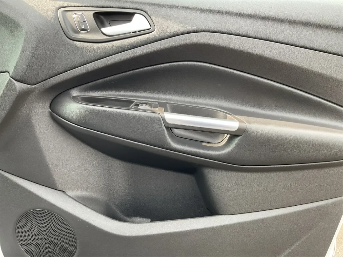 2018 Ford Escape Titanium (1FMCU9J97JU) with an EcoBoost 2L I-4 gasoline direct injection engine, located at 8750 N County Rd 25A, Piqua, OH, 45356, (937) 908-9800, 40.164391, -84.232513 - **Unleash Adventure with Your 2018 Ford Escape Titanium Perfect for Weekend Getaways!**<br /> <br /> If you're searching for a versatile vehicle that caters to your adventurous spirit while providing the comfort and style you deserve, look no further than the stunning 2018 Ford Escape Titanium avai - Photo#20