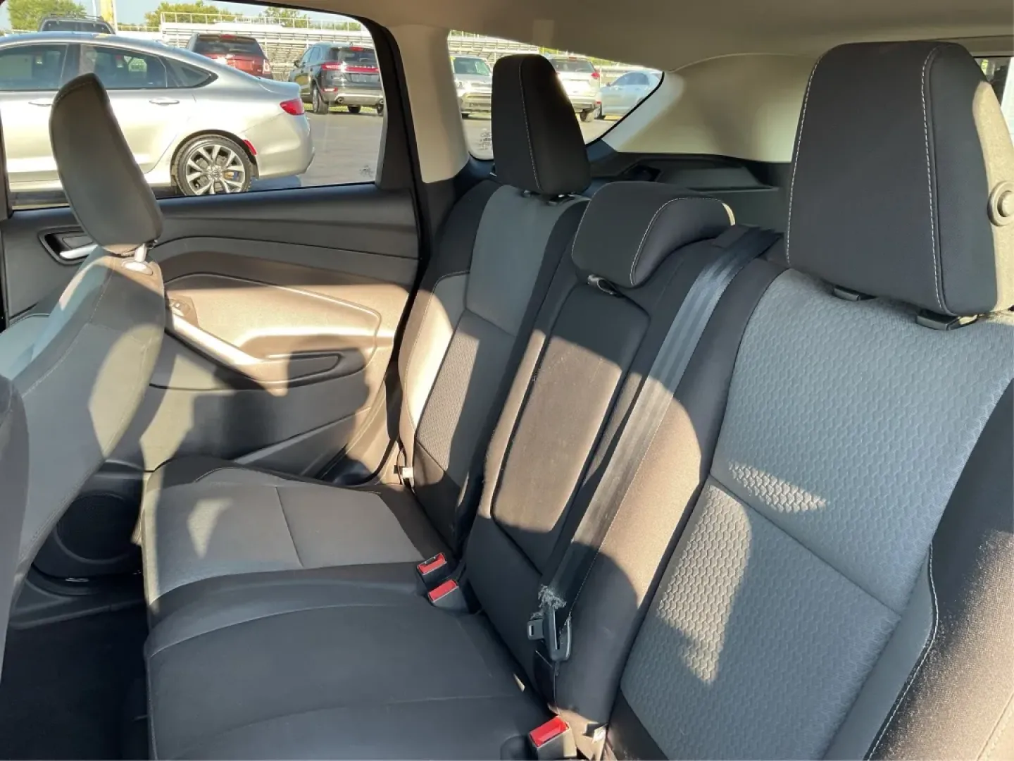 2018 Ford Escape SE (1FMCU0GD6JU) with an Other engine, located at 880 E. National Road, Vandalia, OH, 45377, (937) 908-9800, 39.891918, -84.183594 - Experience adventure and comfort on the open road with the 2018 Ford Escape SE, available now at Advantage Car and Credit in Vandalia, OH. This versatile SUV is perfect for families, outdoor enthusiasts, and commuters alike, providing a seamless blend of style, safety, and functionality. With plenty - Photo#10