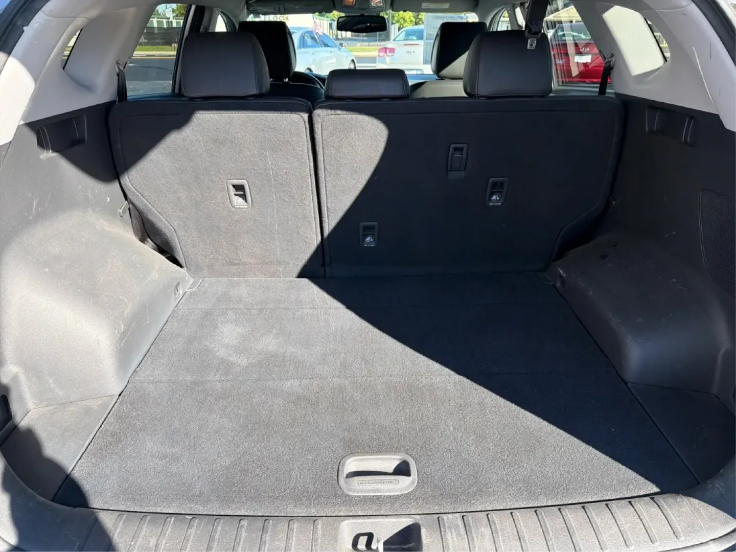 2017 Hyundai Tucson SE Plus (KM8J3CA41HU) with an Nu 2L I-4 gasoline direct injection engine, located at 880 E. National Road, Vandalia, OH, 45377, (937) 908-9800, 39.891918, -84.183594 - ### Discover Your Next Adventure with the 2017 Hyundai Tucson SE Plus!<br /> <br /> Are you ready to elevate your road trips and daily commutes? The 2017 Hyundai Tucson SE Plus, now available at Advantage Car and Credit in Vandalia, OH, is the ideal SUV for a lifestyle rich in adventure and comfort. - Photo#13