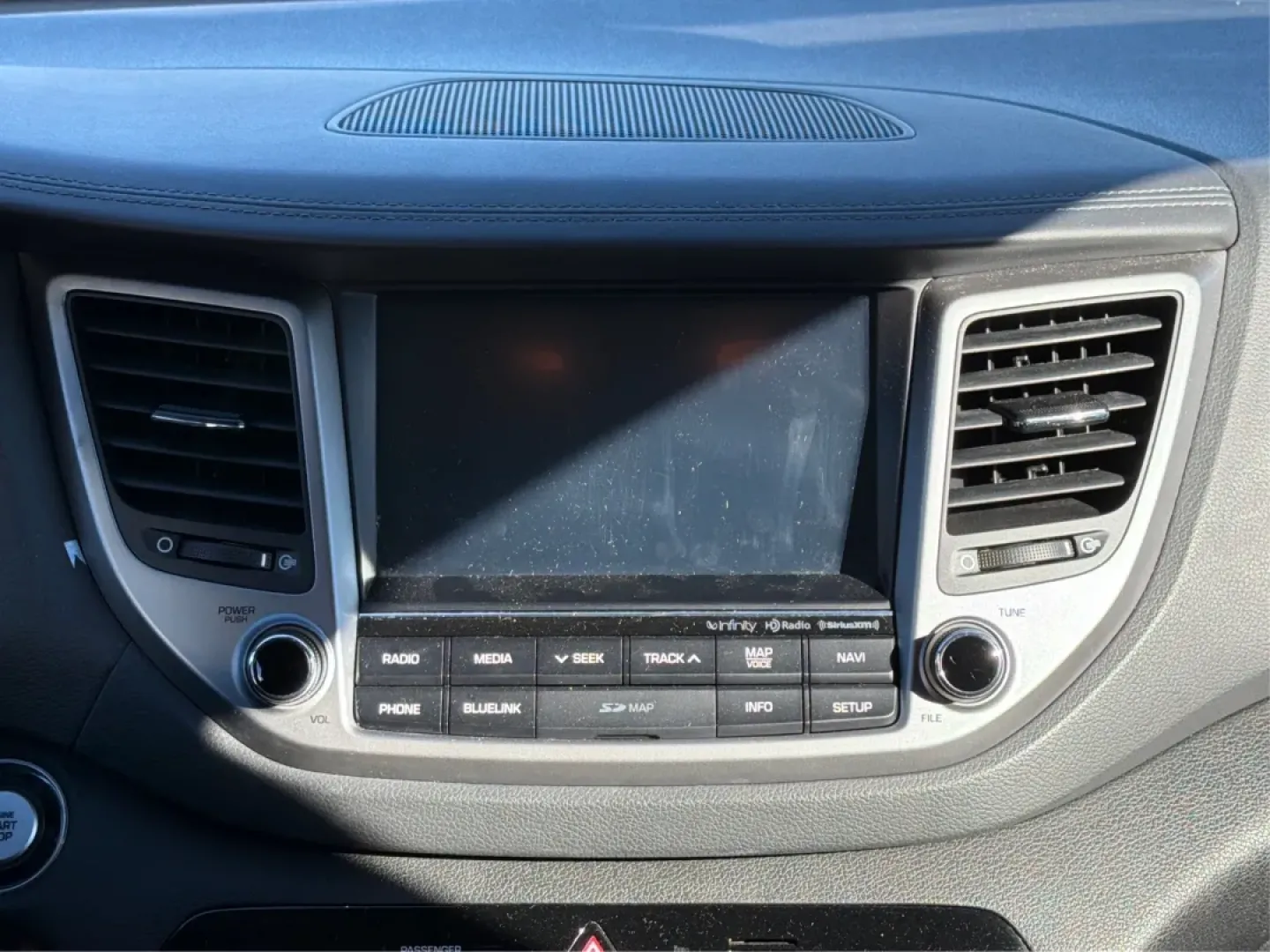 2017 Hyundai Tucson SE Plus (KM8J3CA41HU) with an Nu 2L I-4 gasoline direct injection engine, located at 880 E. National Road, Vandalia, OH, 45377, (937) 908-9800, 39.891918, -84.183594 - ### Discover Your Next Adventure with the 2017 Hyundai Tucson SE Plus!<br /> <br /> Are you ready to elevate your road trips and daily commutes? The 2017 Hyundai Tucson SE Plus, now available at Advantage Car and Credit in Vandalia, OH, is the ideal SUV for a lifestyle rich in adventure and comfort. - Photo#14