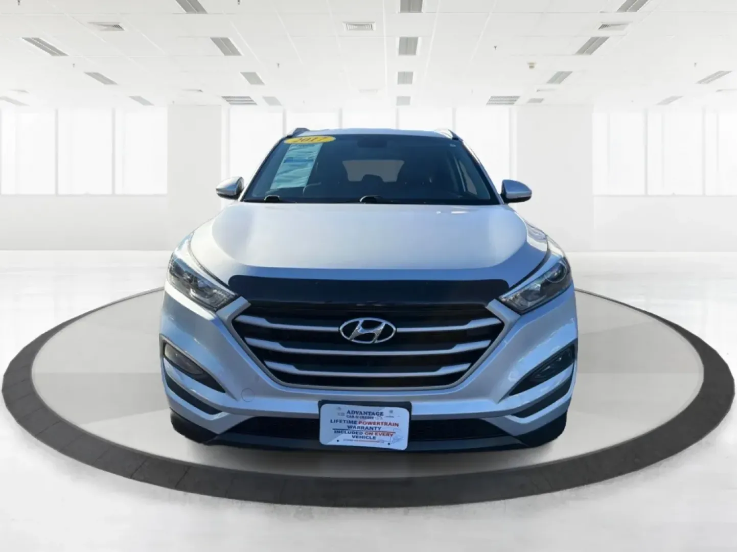 2017 Hyundai Tucson SE Plus (KM8J3CA41HU) with an Nu 2L I-4 gasoline direct injection engine, 6A transmission, located at 1951 S Dayton Lakeview Rd., New Carlisle, OH, 45344, (937) 908-9800, 39.890999, -84.050255 - ### Discover Your Next Adventure with the 2017 Hyundai Tucson SE Plus!<br /> <br /> Are you ready to elevate your road trips and daily commutes? The 2017 Hyundai Tucson SE Plus, now available at Advantage Car and Credit in Vandalia, OH, is the ideal SUV for a lifestyle rich in adventure and comfort. - Photo#7