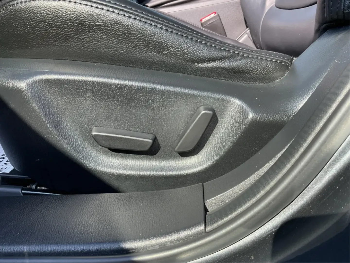 2014 Mazda Mazda6 i Touring (JM1GJ1V67E1) with an SKYACTIV-G 2.5L I-4 gasoline direct injection engine, located at 880 E. National Road, Vandalia, OH, 45377, (937) 908-9800, 39.891918, -84.183594 - **Discover the Perfect Ride for Your Adventures with the 2014 Mazda6 i Touring at Advantage Car and Credit!**<br /> <br /> Are you looking for a vehicle that perfectly balances style, comfort, and practicality? The 2014 Mazda6 i Touring sedan is the ideal choice for those who love to hit the road, w - Photo#16