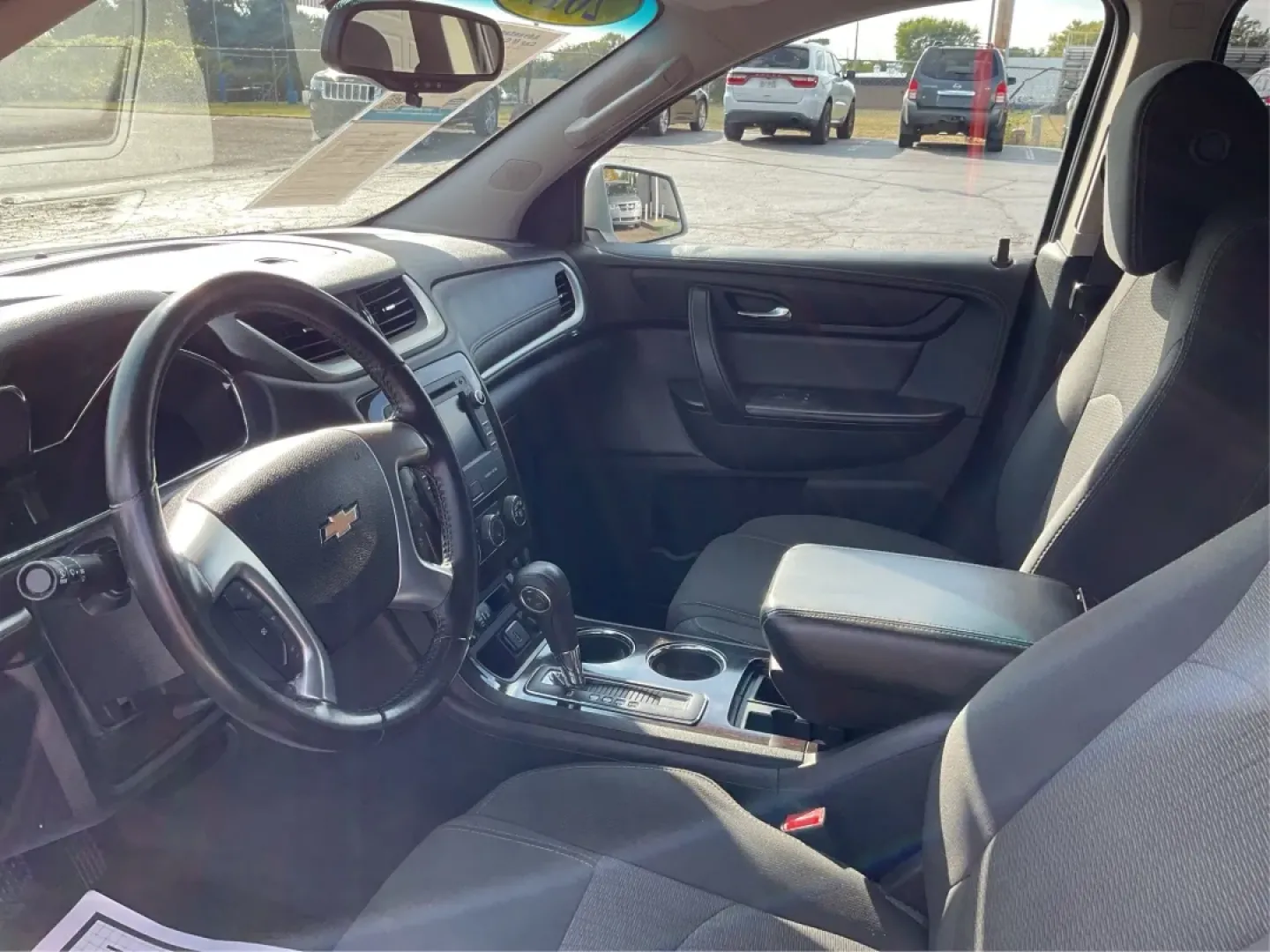 2017 Chevrolet Traverse 1LT (1GNKRGKDXHJ) with an 3.6L V-6 gasoline direct injection engine, located at 1099 N County Rd 25A , Troy, OH, 45373, (937) 908-9800, 40.057079, -84.212883 - ### Discover Your Next Family Adventure with the 2017 Chevrolet Traverse 1LT at Advantage Car and Credit - Troy!<br /> <br /> Are you searching for a reliable vehicle that can comfortably accommodate your growing family or serve as the perfect companion for weekend getaways? Look no further than the - Photo#8