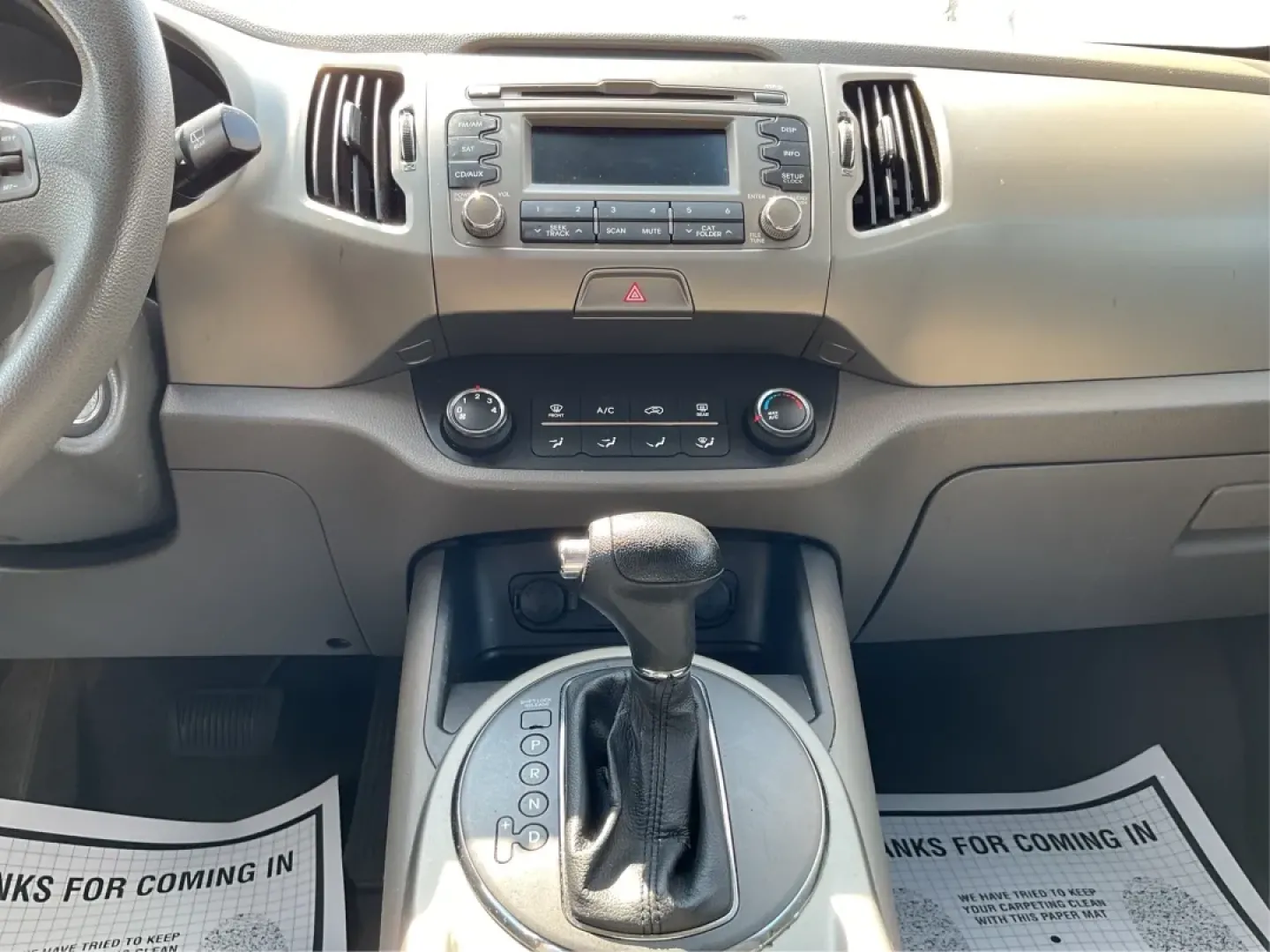 2013 Kia Sportage LX (KNDPBCA26D7) with an 2.4L I-4 DOHC engine, located at 8750 N County Rd 25A, Piqua, OH, 45356, (937) 908-9800, 40.164391, -84.232513 - Experience the ultimate blend of versatility and comfort with this 2013 Kia Sportage LX, perfect for families on the go, urban commuters, or those planning outdoor weekend adventures. This reliable crossover's spacious interior and dynamic performance make it an ideal choice for drivers seeking a de - Photo#13