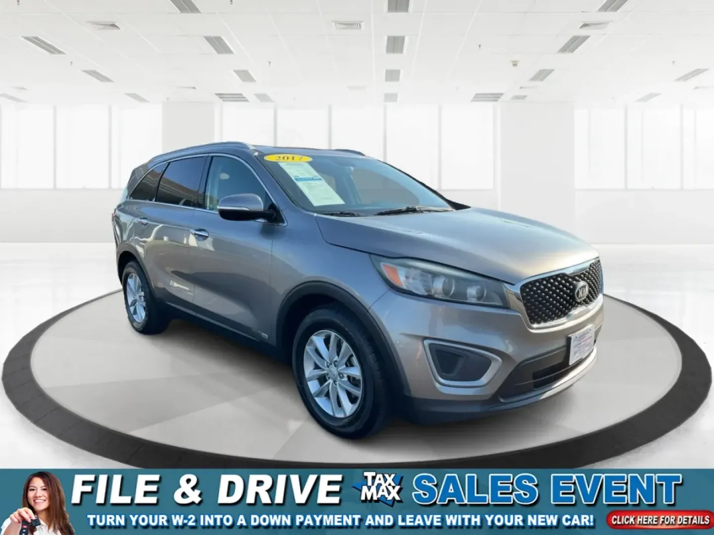 2017 Kia Sorento 3.3L LX (5XYPGDA53HG) with an Lambda II 3.3L V-6 gasoline direct injection engine, located at 1230 East Main St, Xenia, OH, 45385, (937) 908-9800, 39.688026, -83.910172 - **Adventure Awaits in the 2017 Kia Sorento: Your Perfect Family SUV!**<br /> <br /> Are you ready to embark on unforgettable family road trips or weekend getaways? Look no further than the 2017 Kia Sorento, a versatile and comfortable SUV that's perfect for growing families and adventure-seekers ali - Photo#0