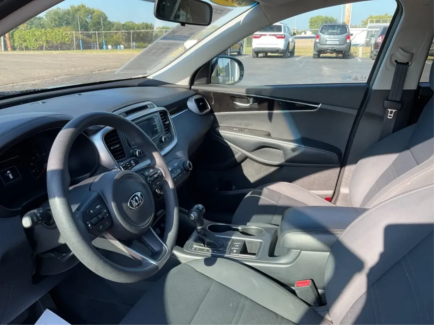 2017 Kia Sorento 3.3L LX (5XYPGDA53HG) with an Lambda II 3.3L V-6 gasoline direct injection engine, located at 1099 N County Rd 25A , Troy, OH, 45373, (937) 908-9800, 40.057079, -84.212883 - **Adventure Awaits in the 2017 Kia Sorento: Your Perfect Family SUV!**<br /> <br /> Are you ready to embark on unforgettable family road trips or weekend getaways? Look no further than the 2017 Kia Sorento, a versatile and comfortable SUV that's perfect for growing families and adventure-seekers ali - Photo#9