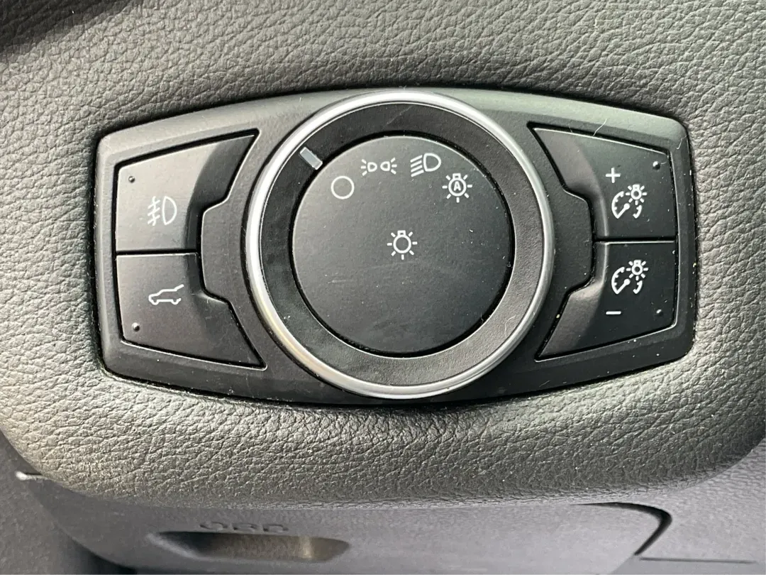 2017 Ford Escape SE (1FMCU9GD3HU) with an Other engine, located at 1099 N County Rd 25A , Troy, OH, 45373, (937) 908-9800, 40.057079, -84.212883 - Are you searching for a reliable and stylish SUV that fits seamlessly into your busy lifestyle? Look no further than this stunning 2017 Ford Escape SE, available now at Advantage Car and Credit in Fairborn, OH. With its robust features and comfortable design, this vehicle is perfect for growing fami - Photo#17