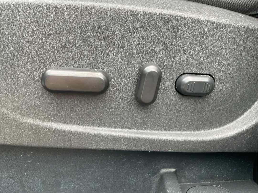 2017 Ford Escape SE (1FMCU9GD3HU) with an Other engine, located at 1099 N County Rd 25A , Troy, OH, 45373, (937) 908-9800, 40.057079, -84.212883 - Are you searching for a reliable and stylish SUV that fits seamlessly into your busy lifestyle? Look no further than this stunning 2017 Ford Escape SE, available now at Advantage Car and Credit in Fairborn, OH. With its robust features and comfortable design, this vehicle is perfect for growing fami - Photo#18