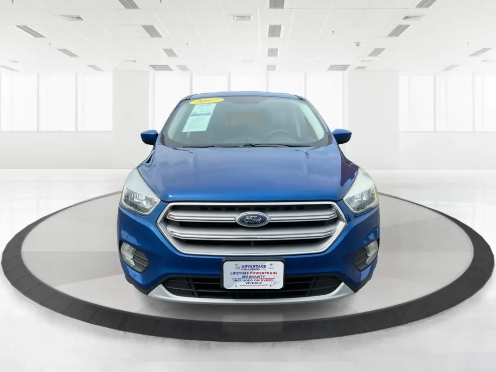 2017 Ford Escape SE (1FMCU9GD3HU) with an Other engine, located at 4508 South Dixie Dr, Moraine, OH, 45439, (937) 908-9800, 39.689976, -84.218452 - Are you searching for a reliable and stylish SUV that fits seamlessly into your busy lifestyle? Look no further than this stunning 2017 Ford Escape SE, available now at Advantage Car and Credit in Fairborn, OH. With its robust features and comfortable design, this vehicle is perfect for growing fami - Photo#7