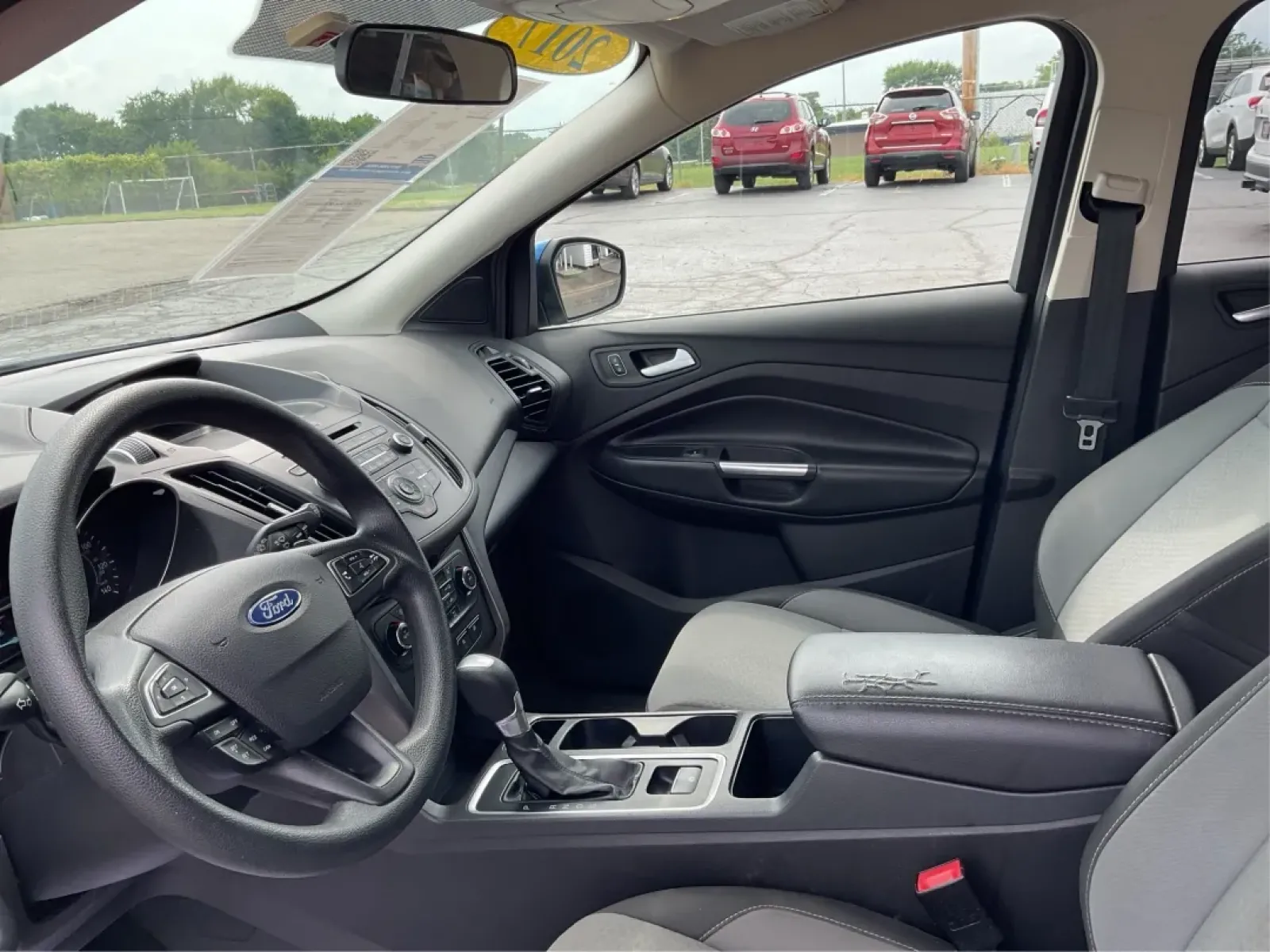2017 Ford Escape SE (1FMCU9GD3HU) with an Other engine, located at 4508 South Dixie Dr, Moraine, OH, 45439, (937) 908-9800, 39.689976, -84.218452 - Are you searching for a reliable and stylish SUV that fits seamlessly into your busy lifestyle? Look no further than this stunning 2017 Ford Escape SE, available now at Advantage Car and Credit in Fairborn, OH. With its robust features and comfortable design, this vehicle is perfect for growing fami - Photo#9
