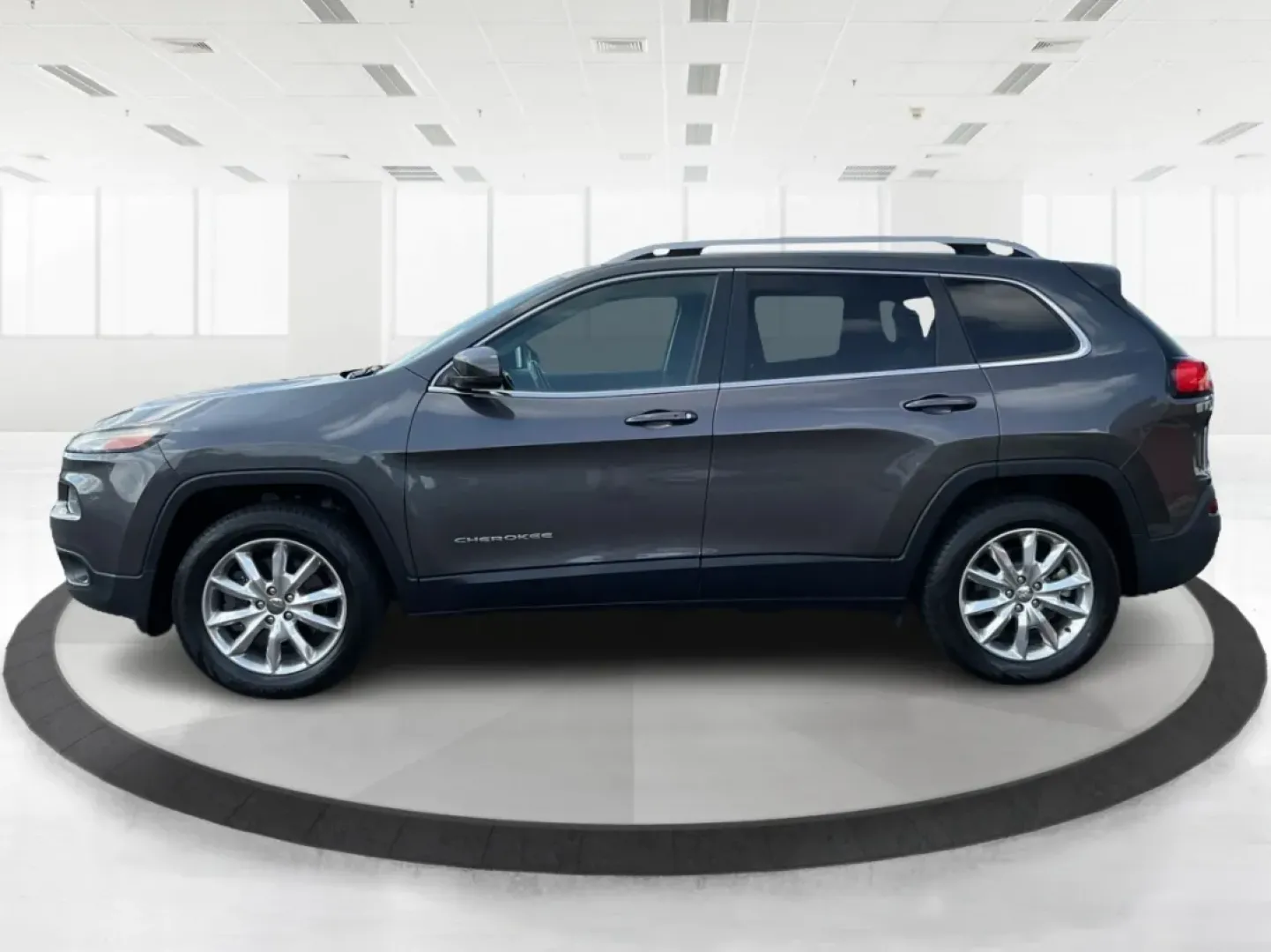 2016 Jeep Cherokee Limited (1C4PJMDB3GW) with an Pentastar 3.2L V-6 DOHC engine, located at 401 Woodman Dr, Riverside, OH, 45431, (937) 908-9800, 39.760899, -84.123421 - ### Discover the 2016 Jeep Cherokee Limited: Your Perfect Adventure Companion!<br /> <br /> Are you ready to elevate your daily commute or weekend adventures? The 2016 Jeep Cherokee Limited is designed for those who crave exploration without sacrificing comfort. With its robust performance and styli - Photo#5