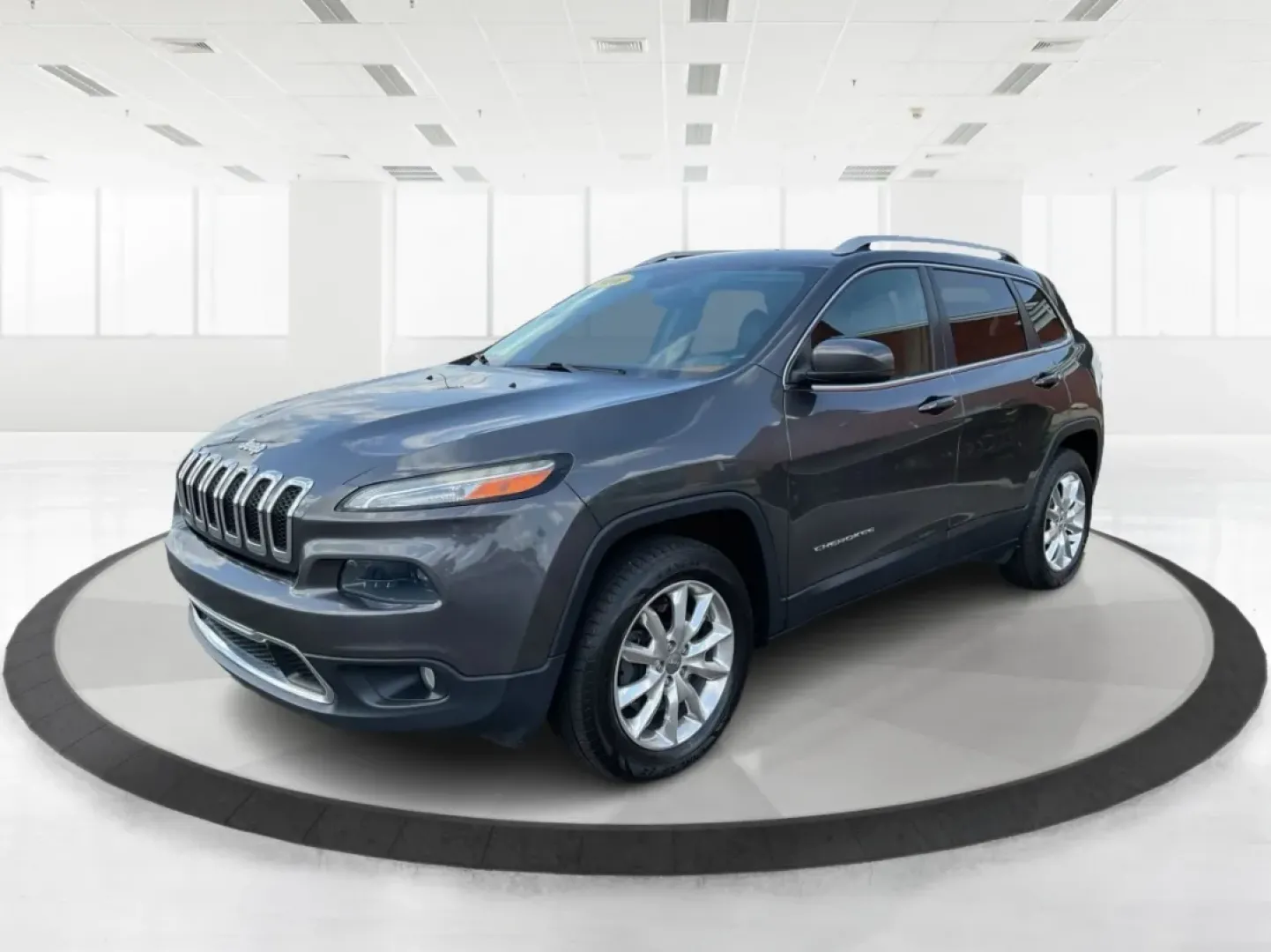 2016 Jeep Cherokee Limited (1C4PJMDB3GW) with an Pentastar 3.2L V-6 DOHC engine, located at 401 Woodman Dr, Riverside, OH, 45431, (937) 908-9800, 39.760899, -84.123421 - ### Discover the 2016 Jeep Cherokee Limited: Your Perfect Adventure Companion!<br /> <br /> Are you ready to elevate your daily commute or weekend adventures? The 2016 Jeep Cherokee Limited is designed for those who crave exploration without sacrificing comfort. With its robust performance and styli - Photo#8