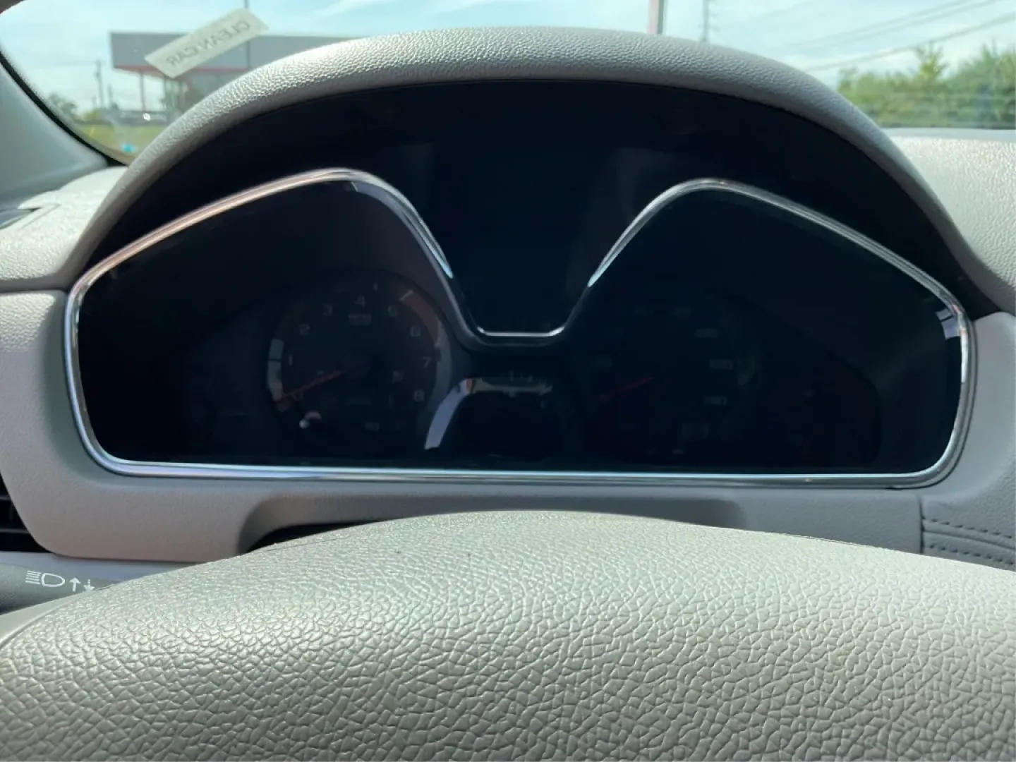 2014 Chevrolet Traverse LS (1GNKVFEDXEJ) with an 3.6L V-6 gasoline direct injection engine, located at 1951 S Dayton Lakeview Rd., New Carlisle, OH, 45344, (937) 908-9800, 39.890999, -84.050255 - **Adventure Awaits with This 2014 Chevrolet Traverse LS at Advantage Car and Credit - Riverside!**<br /> <br /> Are you ready to elevate your family road trips or weekend adventures? Introducing the 2014 Chevrolet Traverse LS-a versatile SUV designed with comfort, safety, and style in mind. This rug - Photo#15