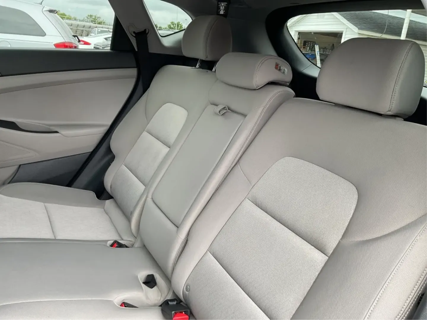 2016 Hyundai Tucson SE (KM8J3CA48GU) with an Nu 2L I-4 gasoline direct injection engine, located at 8750 N County Rd 25A, Piqua, OH, 45356, (937) 908-9800, 40.164391, -84.232513 - Are you ready to embrace a new lifestyle that combines adventure and daily practicality? Look no further than the 2016 Hyundai Tucson SE, available now at Advantage Car and Credit in Moraine, OH. Whether you're a growing family in search of a reliable SUV, a commuter requiring a dependable ride, or - Photo#10