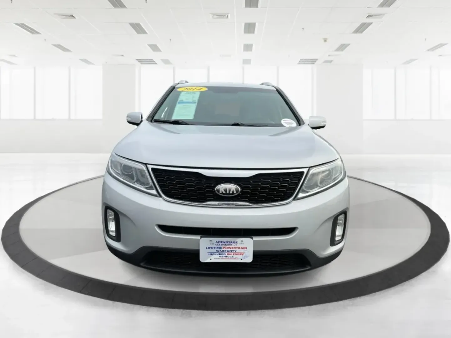 2014 Kia Sorento LX (5XYKTCA69EG) with an 2.4L I-4 gasoline direct injection engine, located at 4508 South Dixie Dr, Moraine, OH, 45439, (937) 908-9800, 39.689976, -84.218452 - Experience the freedom of adventure with the versatile 2014 Kia Sorento, available now at Advantage Car and Credit in Moraine, OH! This stylish utility SUV is not just a vehicle; it's the perfect companion for families, commuters, and weekend explorers alike. Whether you're navigating through the bu - Photo#7