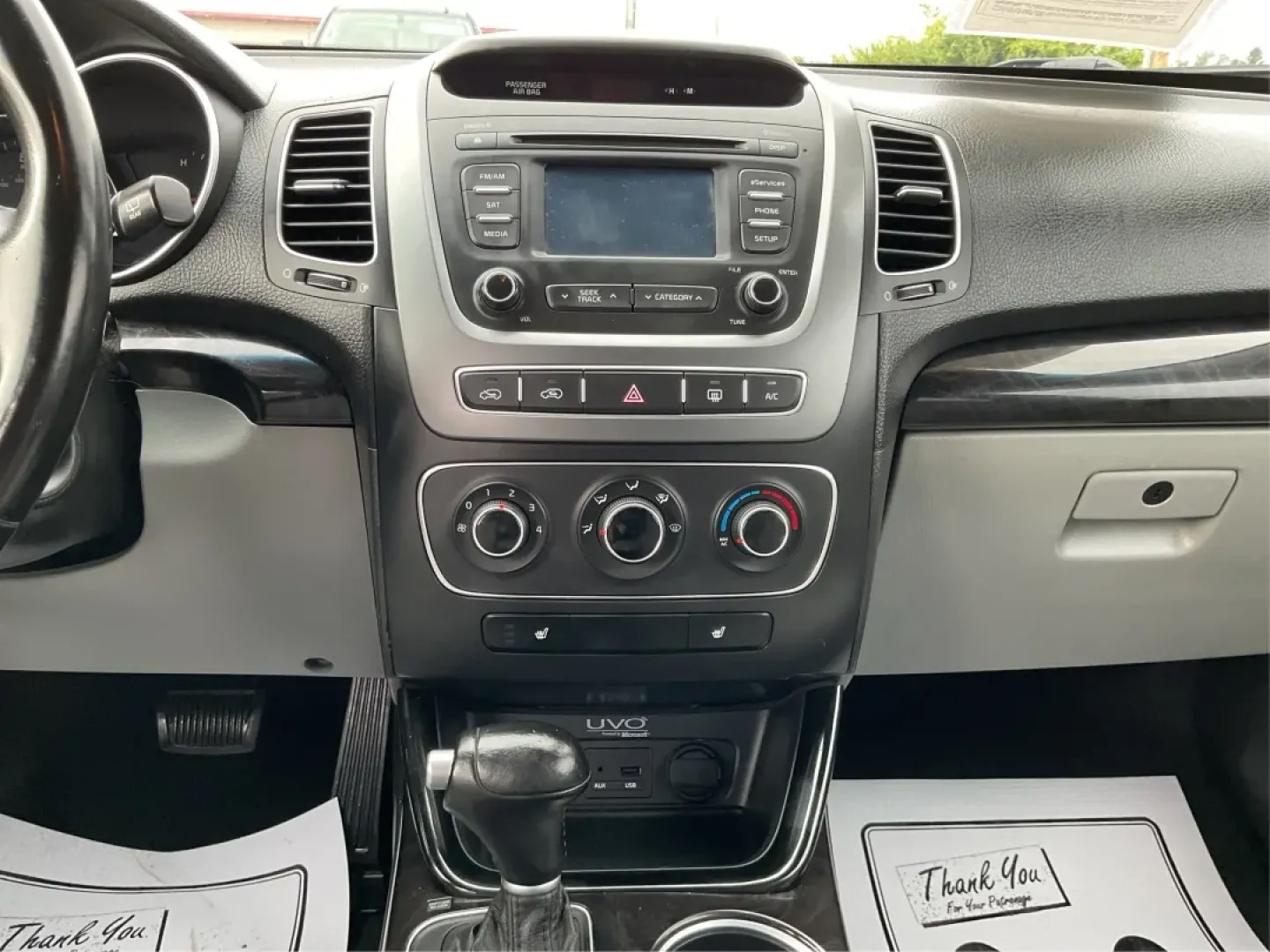 2014 Kia Sorento LX (5XYKTCA69EG) with an 2.4L I-4 gasoline direct injection engine, located at 4508 South Dixie Dr, Moraine, OH, 45439, (937) 908-9800, 39.689976, -84.218452 - Experience the freedom of adventure with the versatile 2014 Kia Sorento, available now at Advantage Car and Credit in Moraine, OH! This stylish utility SUV is not just a vehicle; it's the perfect companion for families, commuters, and weekend explorers alike. Whether you're navigating through the bu - Photo#13