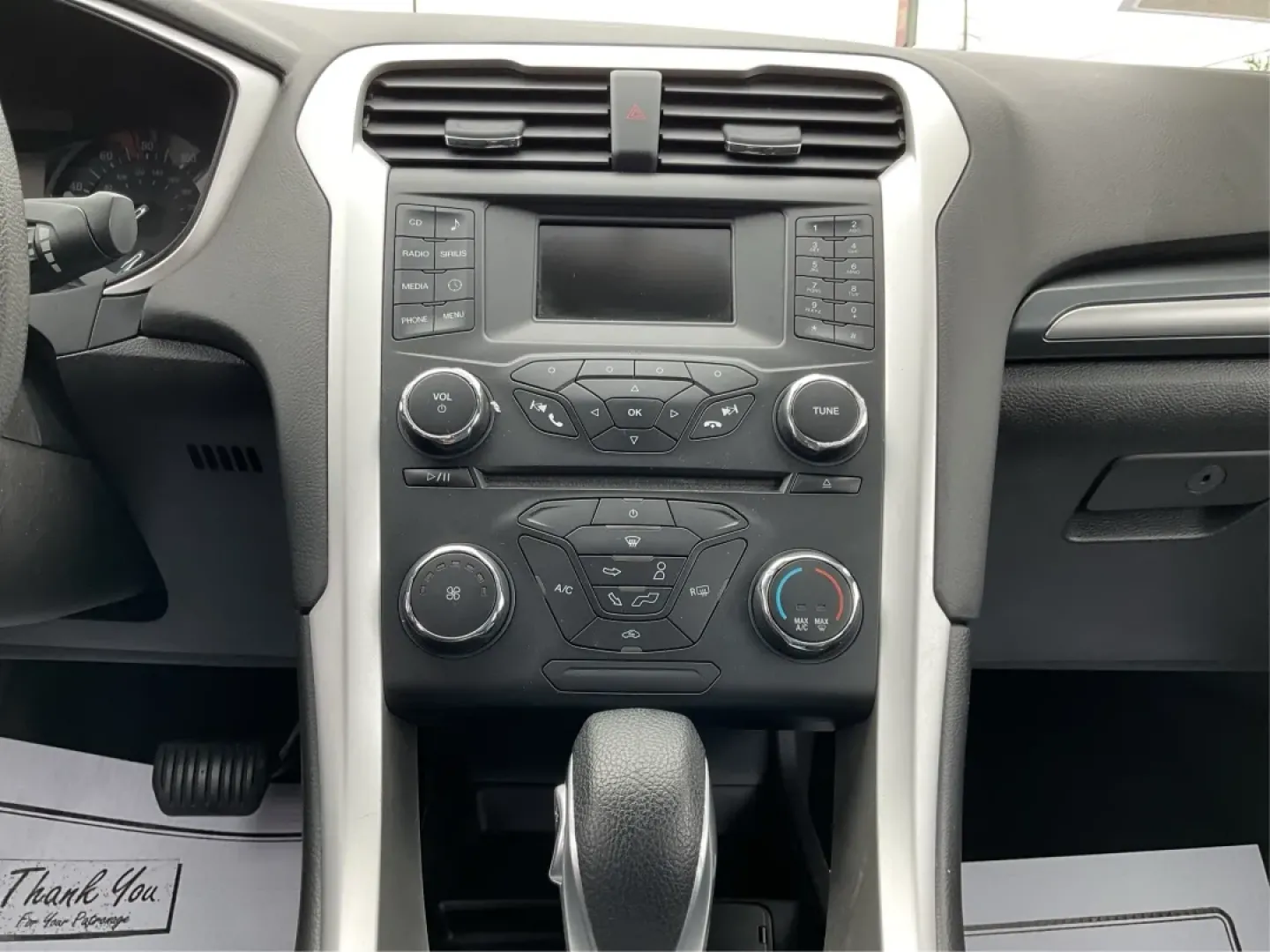 2013 Ford Fusion SE (3FA6P0H78DR) with an 2.5L L4 DOHC 16V engine, located at 1230 East Main St, Xenia, OH, 45385, (937) 908-9800, 39.688026, -83.910172 - Are you in the market for a reliable sedan that combines style, comfort, and impressive features? Look no further than this 2013 Ford Fusion SE, available now at Advantage Car and Credit in Xenia, OH. Perfect for daily commuters, growing families, or anyone seeking a dependable vehicle for weekend a - Photo#12