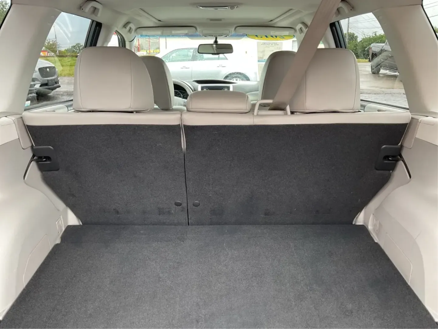 2013 Subaru Forester 2.5X Limited (JF2SHAEC3DH) with an 2.5L H-4 DOHC engine, located at 401 Woodman Dr, Riverside, OH, 45431, (937) 908-9800, 39.760899, -84.123421 - Discover the ultimate blend of adventure and reliability with this 2013 Subaru Forester 2.5X Limited, available now at Advantage Car and Credit - Riverside. Located at 401 Woodman Dr, Riverside, OH 45431, we specialize in Buy Here Pay Here financing, ensuring that you drive away with guaranteed appr - Photo#12