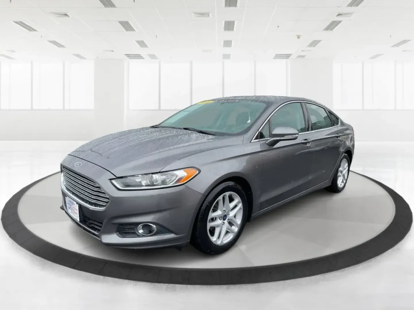 2014 Ford Fusion SE (3FA6P0HD2ER) with an Other engine, located at 4508 South Dixie Dr, Moraine, OH, 45439, (937) 908-9800, 39.689976, -84.218452 - **Discover Your Next Adventure with the 2014 Ford Fusion SE at Advantage Car and Credit - Moraine** <br /> <br /> Are you ready to elevate your daily commute or family road trips? The 2014 Ford Fusion SE is your gateway to a lifestyle brimming with comfort, technology, and reliability. Ideal for bu - Photo#8