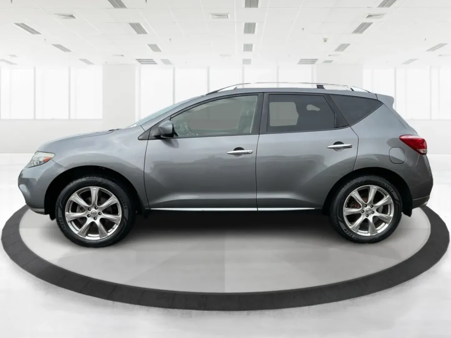 2014 Nissan Murano LE (JN8AZ1MW9EW) with an 3.5L V-6 DOHC engine, located at 8750 N County Rd 25A, Piqua, OH, 45356, (937) 908-9800, 40.164391, -84.232513 - **Elevate Your Driving Experience with the 2014 Nissan Murano LE Perfect for Family Adventures and Daily Commutes!**<br /> <br /> Are you searching for a vehicle that combines comfort, performance, and versatility? The 2014 Nissan Murano LE, available now at Advantage Car and Credit in Piqua, OH, i - Photo#5