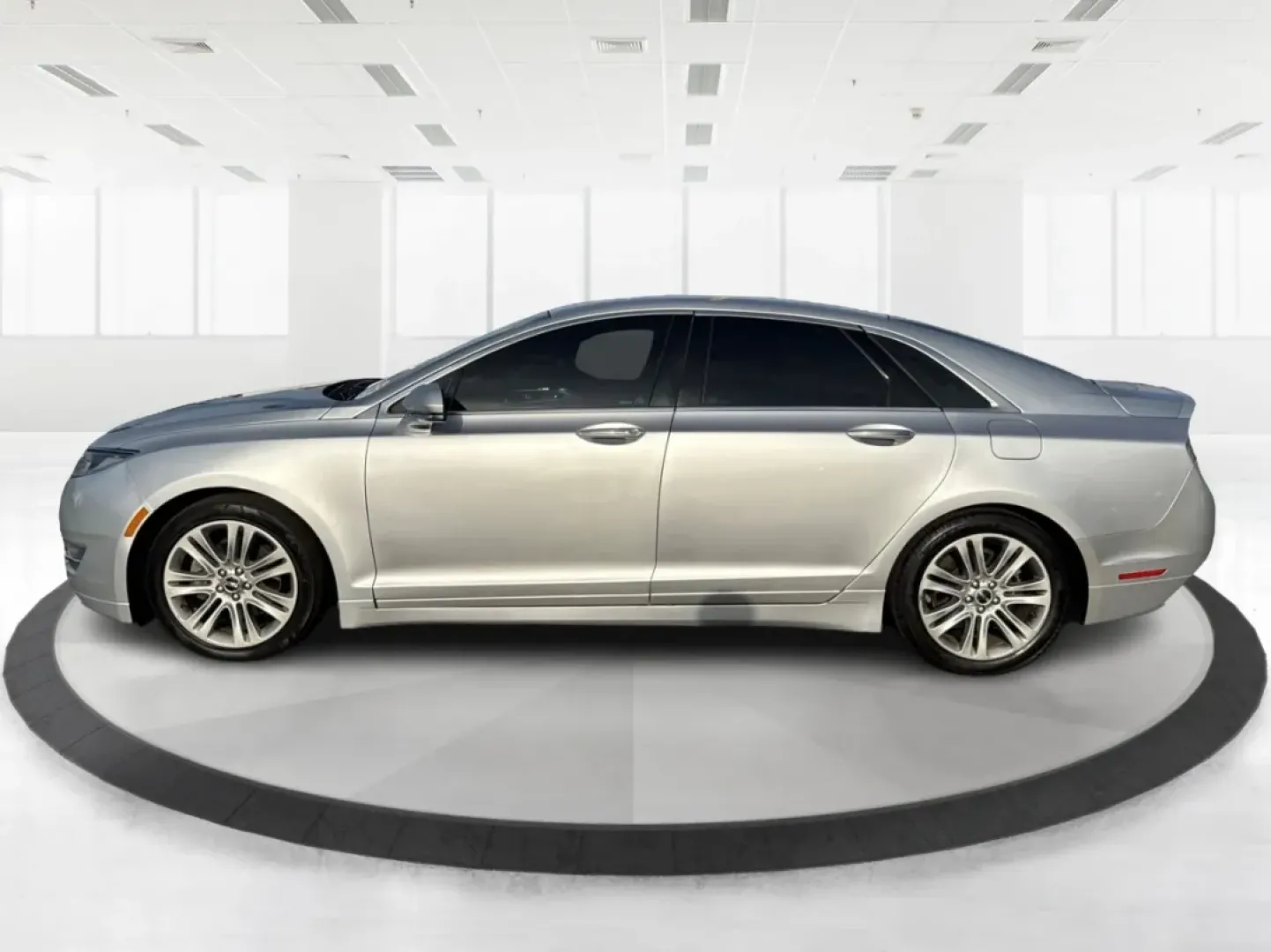2013 Lincoln MKZ Base (3LN6L2J96DR) with an Other engine, located at 880 E. National Road, Vandalia, OH, 45377, (937) 908-9800, 39.891918, -84.183594 - **Elevate Your Drive with the 2013 Lincoln MKZ at Advantage Car and Credit!**<br /> <br /> Are you searching for the perfect vehicle to enhance your daily commute, family outings, or weekend adventures? Look no further! The 2013 Lincoln MKZ is the ideal choice for those who appreciate luxury, comfor - Photo#5