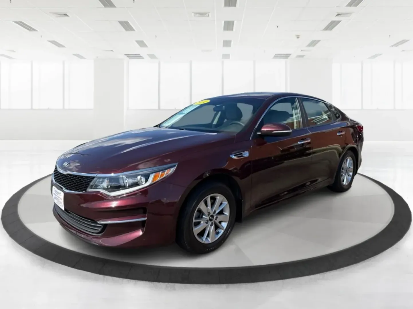 2016 Kia Optima LX (5XXGT4L38GG) with an Theta II 2.4L I-4 gasoline direct injection engine, located at 880 E. National Road, Vandalia, OH, 45377, (937) 908-9800, 39.891918, -84.183594 - **Drive Your Future with the 2016 Kia Optima LX Perfect for All Lifestyles!**<br /> <br /> Are you searching for the perfect vehicle to enhance your daily commute, weekend getaways, or even your family's adventures? Look no further than our stunning 2016 Kia Optima LX, available now at Advantage Ca - Photo#8