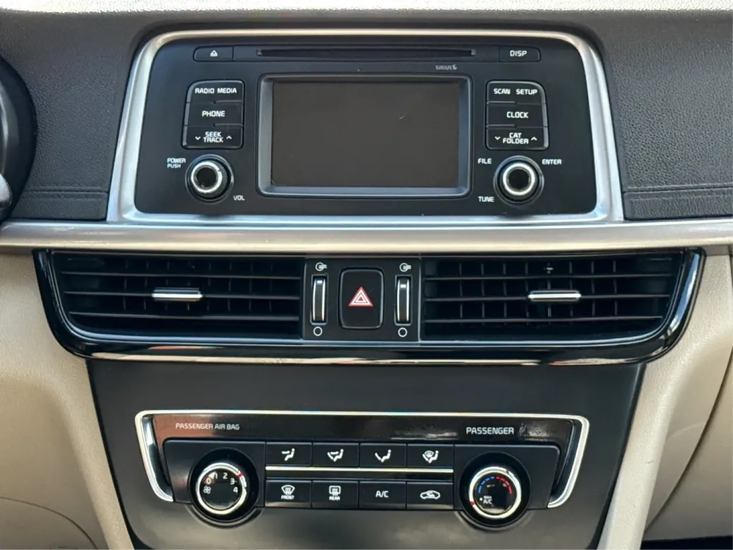 2016 Kia Optima LX (5XXGT4L38GG) with an Theta II 2.4L I-4 gasoline direct injection engine, located at 880 E. National Road, Vandalia, OH, 45377, (937) 908-9800, 39.891918, -84.183594 - **Drive Your Future with the 2016 Kia Optima LX Perfect for All Lifestyles!**<br /> <br /> Are you searching for the perfect vehicle to enhance your daily commute, weekend getaways, or even your family's adventures? Look no further than our stunning 2016 Kia Optima LX, available now at Advantage Ca - Photo#13