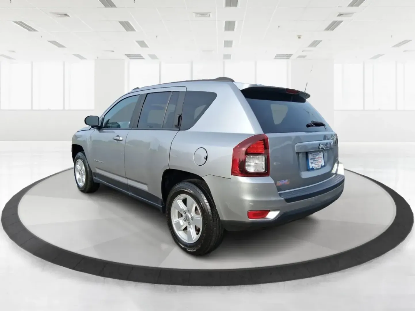 2017 Jeep Compass Latitude FWD (1C4NJCEA3HD) with an Other engine, located at 1230 East Main St, Xenia, OH, 45385, (937) 908-9800, 39.688026, -83.910172 - **Adventure Awaits with the 2017 Jeep Compass Latitude FWD: Your Perfect Weekend Companion!**<br /> <br /> Are you ready to take your weekend adventures to the next level? The 2017 Jeep Compass Latitude FWD is here to elevate your lifestyle, whether you're heading out for a family getaway, exploring - Photo#4