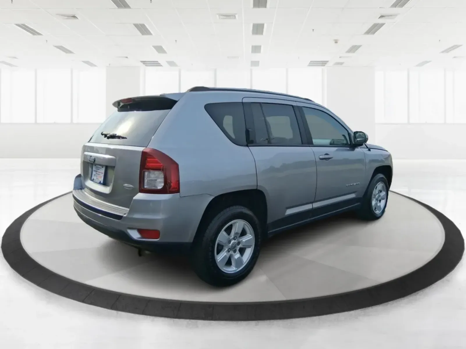 2017 Jeep Compass Latitude FWD (1C4NJCEA3HD) with an Other engine, located at 4508 South Dixie Dr, Moraine, OH, 45439, (937) 908-9800, 39.689976, -84.218452 - 2017 Jeep Compass Latitude FWD - Photo#2