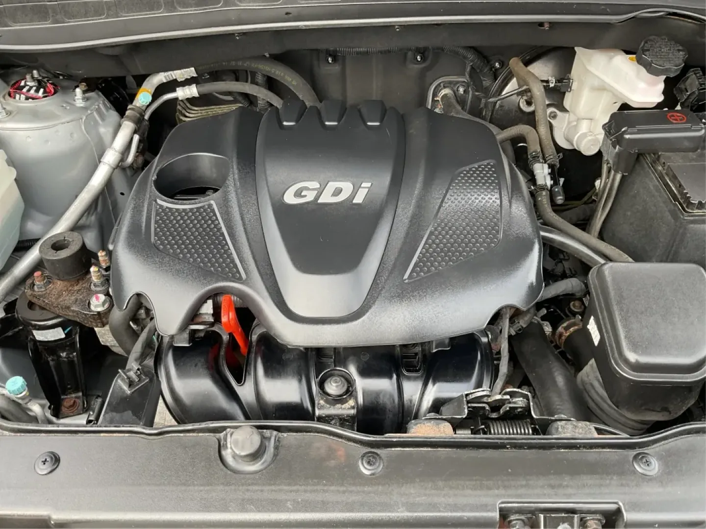 2015 Hyundai Tucson SE (KM8JUCAG2FU) with an Theta II 2.4L I-4 gasoline direct injection engine, located at 1099 N County Rd 25A , Troy, OH, 45373, (937) 908-9800, 40.057079, -84.212883 - Are you ready to elevate your daily commute or weekend adventures? The 2015 Hyundai Tucson SE, available exclusively at Advantage Car and Credit in Troy, OH, is the perfect SUV for anyone looking to enhance their lifestyle with a reliable and stylish vehicle. With its robust features and practicalit - Photo#10
