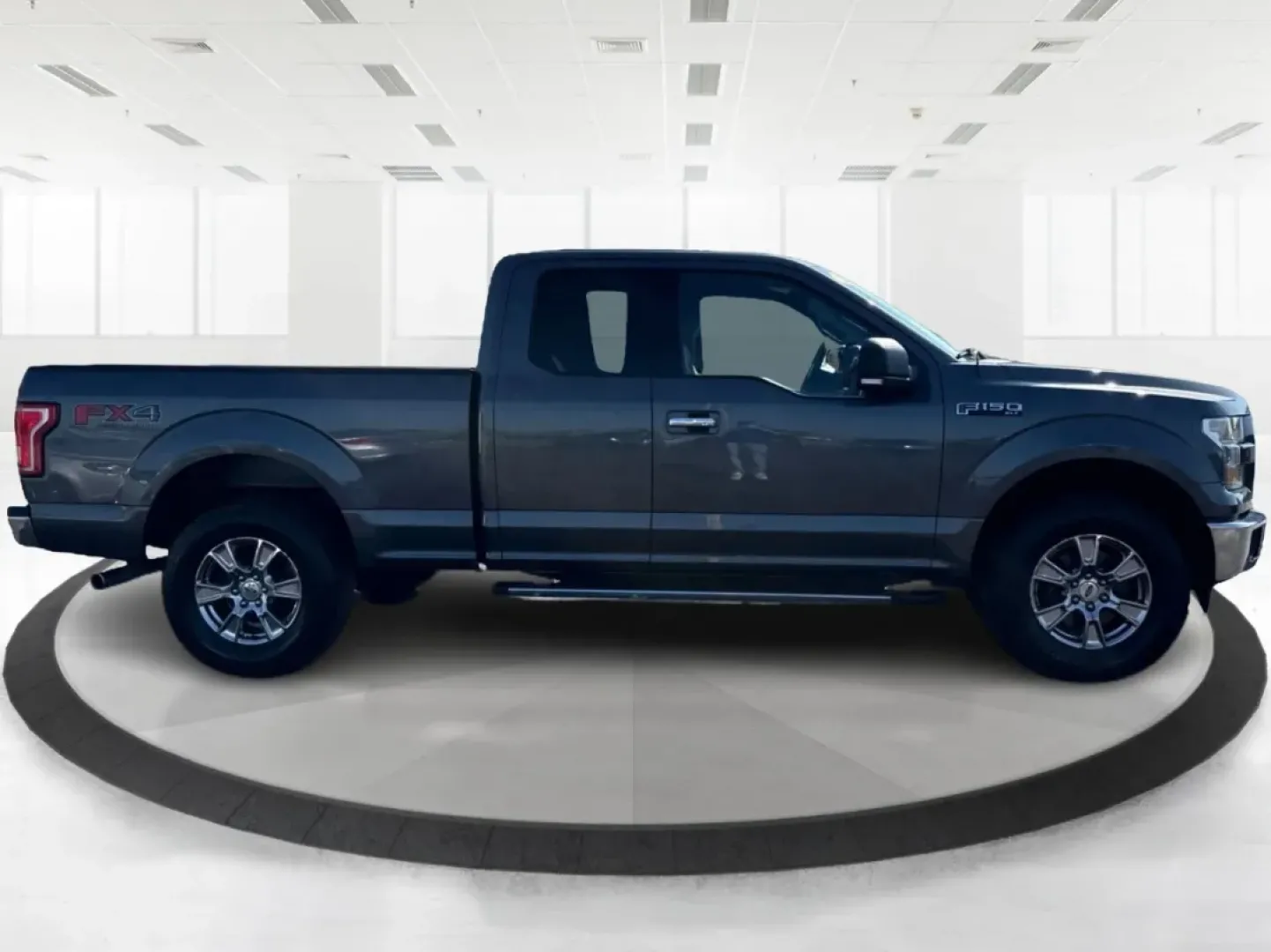 2017 Ford F-150 XLT (1FTFX1EF2HF) with an 5L V-8 DOHC engine, located at 401 Woodman Dr, Riverside, OH, 45431, (937) 908-9800, 39.760899, -84.123421 - **Unleash Your Adventures with This 2017 Ford F-150 XLT from Advantage Car and Credit - Troy!** <br /> <br /> Are you in search of a reliable truck that fits your adventurous lifestyle while also providing the comfort and technology you crave? Look no further than this stunning 2017 Ford F-150 XLT, - Photo#1