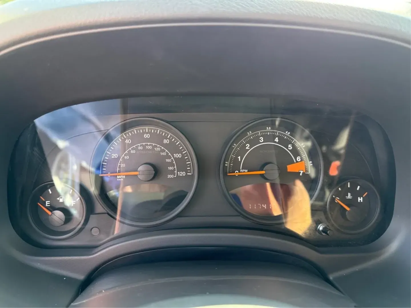 2016 Jeep Compass Sport (1C4NJCBA6GD) with an Other engine, located at 880 E. National Road, Vandalia, OH, 45377, (937) 908-9800, 39.891918, -84.183594 - **Adventure Awaits: Discover the 2016 Jeep Compass Sport at Advantage Car and Credit!**<br /> <br /> Are you ready to embrace the open road and tackle weekend adventures? Look no further than the 2016 Jeep Compass Sport, a versatile SUV that fits seamlessly into your active lifestyle. Whether you're - Photo#15