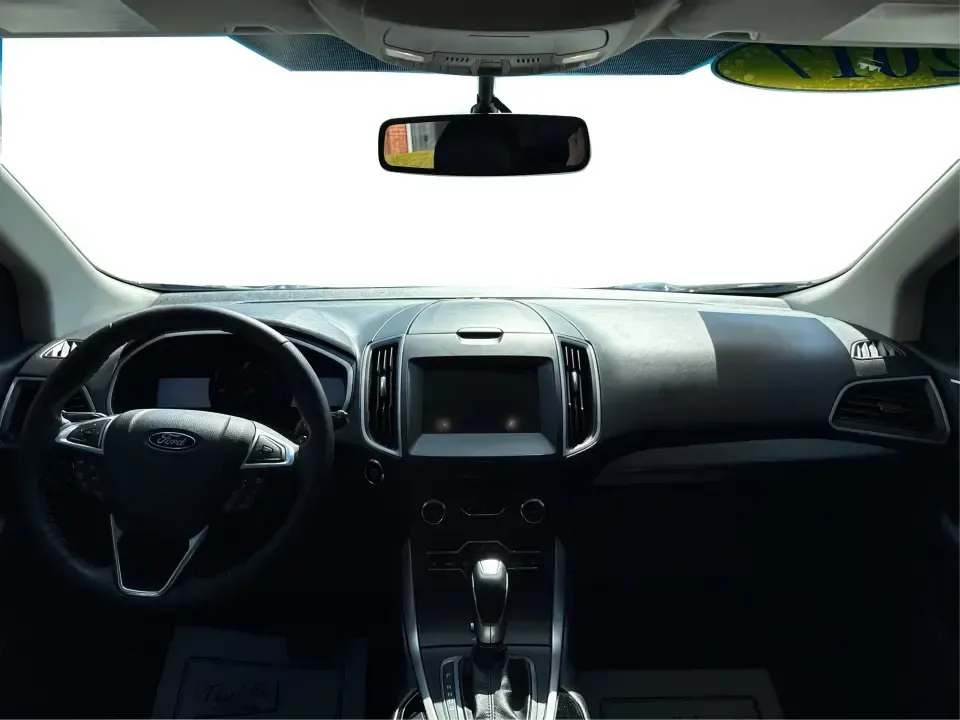 2017 Ford Edge SEL (2FMPK4J9XHB) with an 2.0L L4 DOHC 16V engine, 6A transmission, located at 4508 South Dixie Dr, Moraine, OH, 45439, (937) 908-9800, 39.689976, -84.218452 - **Discover Your Next Adventure with the 2017 Ford Edge SEL at Advantage Car and Credit!**<br /> <br /> Are you ready to elevate your driving experience? The 2017 Ford Edge SEL is not just a vehicle; it's a lifestyle choice that caters to your every need-whether you're a busy professional looking for - Photo#21