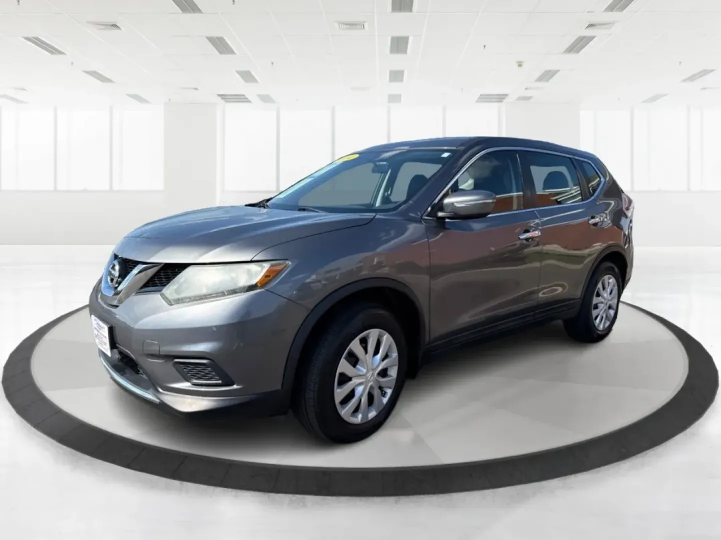 2014 Nissan Rogue S (5N1AT2MV2EC) with an 2.5L I-4 DOHC engine, located at 401 Woodman Dr, Riverside, OH, 45431, (937) 908-9800, 39.760899, -84.123421 - **Experience Adventure with the 2014 Nissan Rogue at Advantage Car and Credit - Riverside**<br /> <br /> Are you ready to elevate your lifestyle and embrace the road ahead? The 2014 Nissan Rogue, available now at Advantage Car and Credit in Riverside, OH, is your perfect companion for weekend getawa - Photo#8