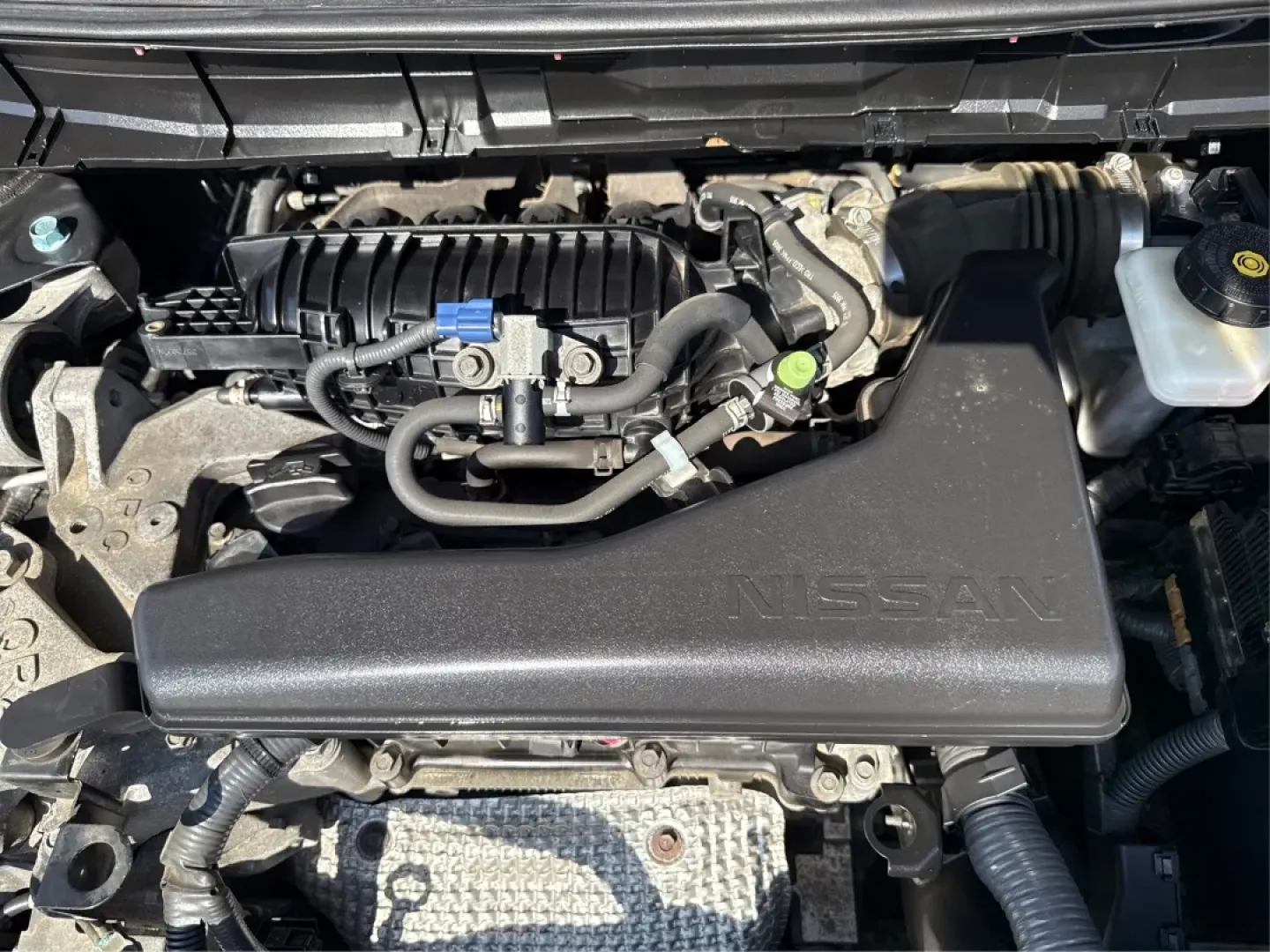 2014 Nissan Rogue S (5N1AT2MV2EC) with an 2.5L I-4 DOHC engine, located at 401 Woodman Dr, Riverside, OH, 45431, (937) 908-9800, 39.760899, -84.123421 - **Experience Adventure with the 2014 Nissan Rogue at Advantage Car and Credit - Riverside**<br /> <br /> Are you ready to elevate your lifestyle and embrace the road ahead? The 2014 Nissan Rogue, available now at Advantage Car and Credit in Riverside, OH, is your perfect companion for weekend getawa - Photo#11