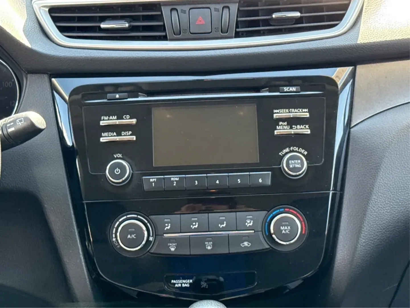 2014 Nissan Rogue S (5N1AT2MV2EC) with an 2.5L I-4 DOHC engine, located at 401 Woodman Dr, Riverside, OH, 45431, (937) 908-9800, 39.760899, -84.123421 - **Experience Adventure with the 2014 Nissan Rogue at Advantage Car and Credit - Riverside**<br /> <br /> Are you ready to elevate your lifestyle and embrace the road ahead? The 2014 Nissan Rogue, available now at Advantage Car and Credit in Riverside, OH, is your perfect companion for weekend getawa - Photo#13