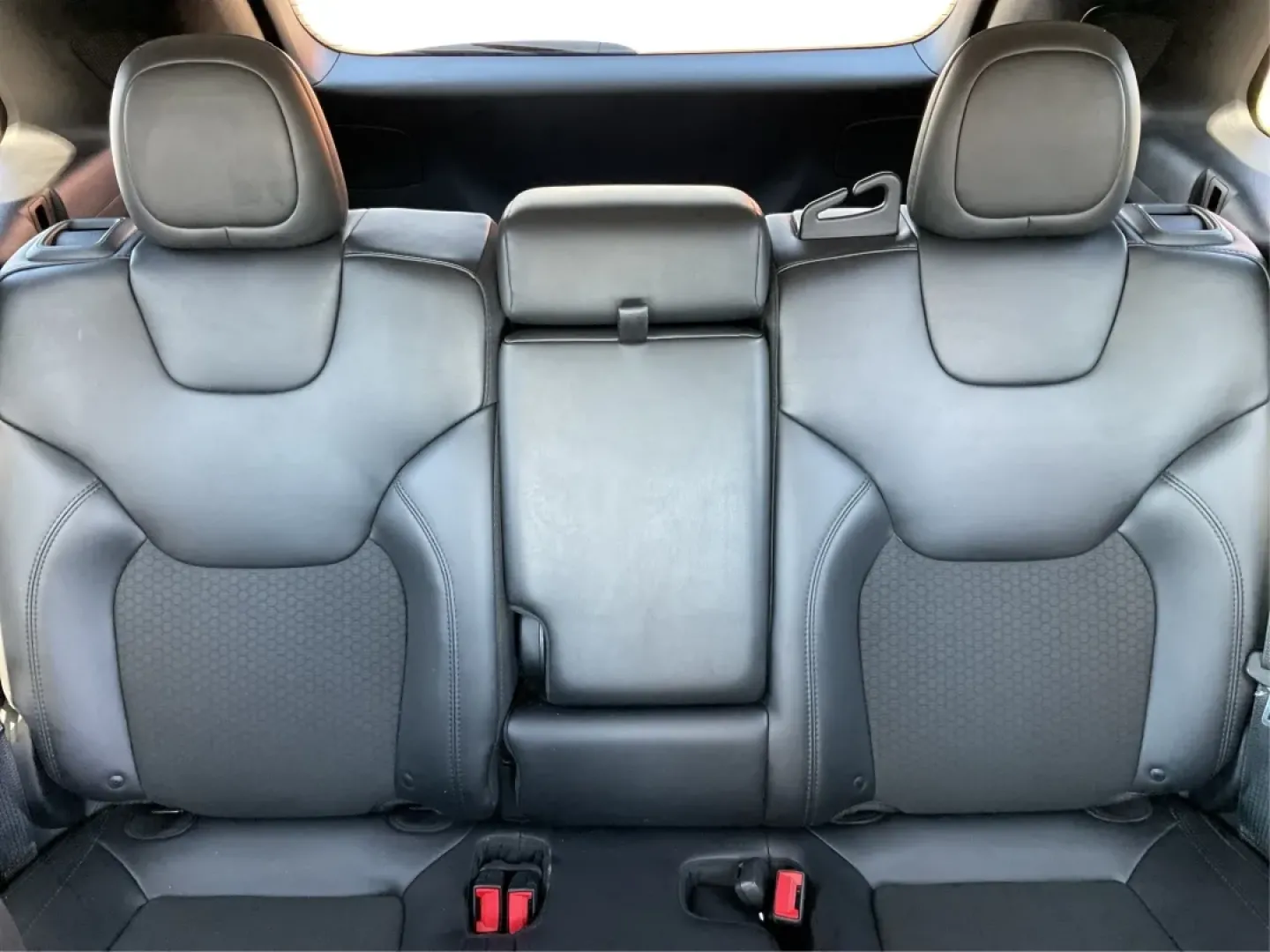 2019 Jeep Cherokee Altitude 4x4 (1C4PJMLB8KD) with an Other engine, located at 1184 Kauffman Ave, Fairborn, OH, 45324, (937) 908-9800, 39.807072, -84.030914 - Experience the perfect blend of adventure and comfort with the 2019 Jeep Cherokee Altitude 4x4, now available at Advantage Car and Credit - Fairborn. Located at 1184 Kauffman Ave, Fairborn, OH 45324, our **Buy Here Pay Here dealership** is dedicated to helping drivers from Fairborn and surrounding a - Photo#13