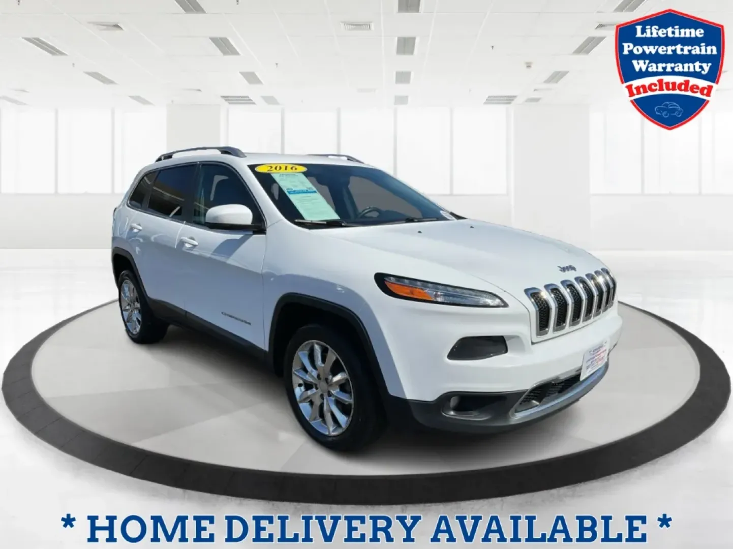 2016 Jeep Cherokee Limited (1C4PJLDB7GW) with an Other engine, located at 880 E. National Road, Vandalia, OH, 45377, (937) 908-9800, 39.891918, -84.183594 - **Discover Your Next Adventure with the 2016 Jeep Cherokee Limited Perfect for Family Road Trips and Everyday Commuting!**<br /> <br /> Are you ready to elevate your driving experience? The 2016 Jeep Cherokee Limited is the ideal crossover for families, adventurers, and daily commuters alike. With - Photo#0