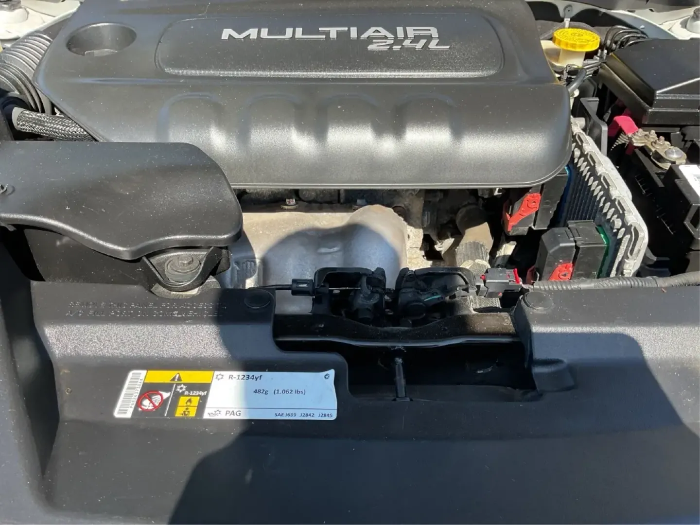 2016 Jeep Cherokee Limited (1C4PJLDB7GW) with an Other engine, located at 880 E. National Road, Vandalia, OH, 45377, (937) 908-9800, 39.891918, -84.183594 - **Discover Your Next Adventure with the 2016 Jeep Cherokee Limited Perfect for Family Road Trips and Everyday Commuting!**<br /> <br /> Are you ready to elevate your driving experience? The 2016 Jeep Cherokee Limited is the ideal crossover for families, adventurers, and daily commuters alike. With - Photo#11