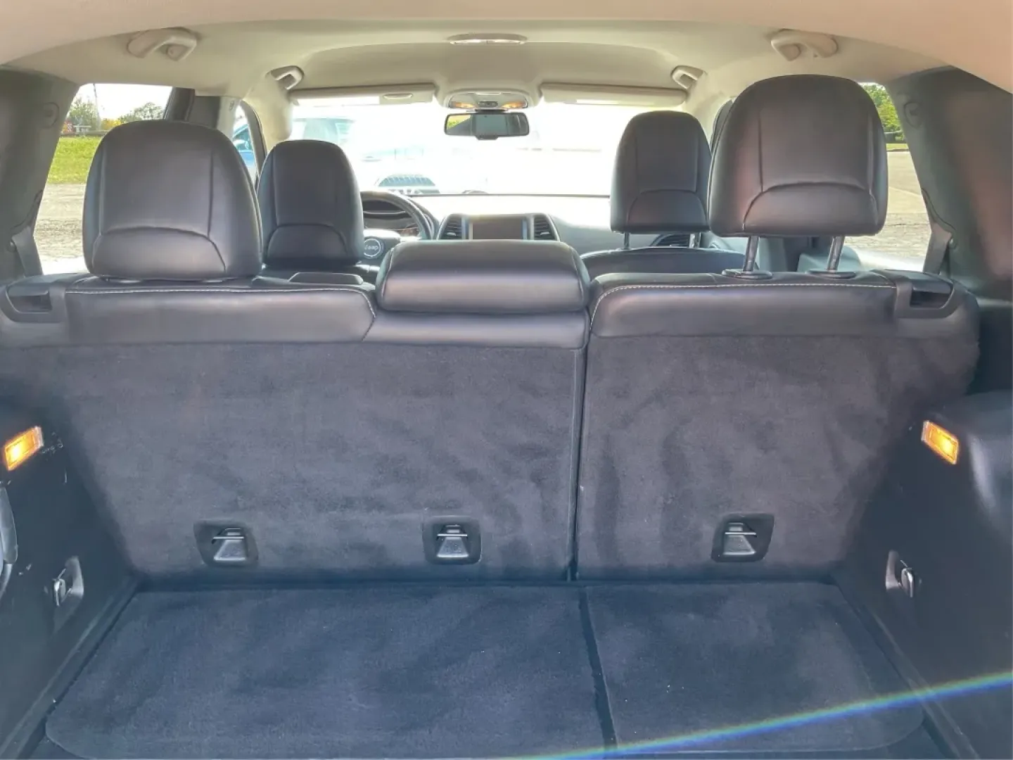 2016 Jeep Cherokee Limited (1C4PJLDB7GW) with an Other engine, located at 880 E. National Road, Vandalia, OH, 45377, (937) 908-9800, 39.891918, -84.183594 - **Discover Your Next Adventure with the 2016 Jeep Cherokee Limited Perfect for Family Road Trips and Everyday Commuting!**<br /> <br /> Are you ready to elevate your driving experience? The 2016 Jeep Cherokee Limited is the ideal crossover for families, adventurers, and daily commuters alike. With - Photo#12