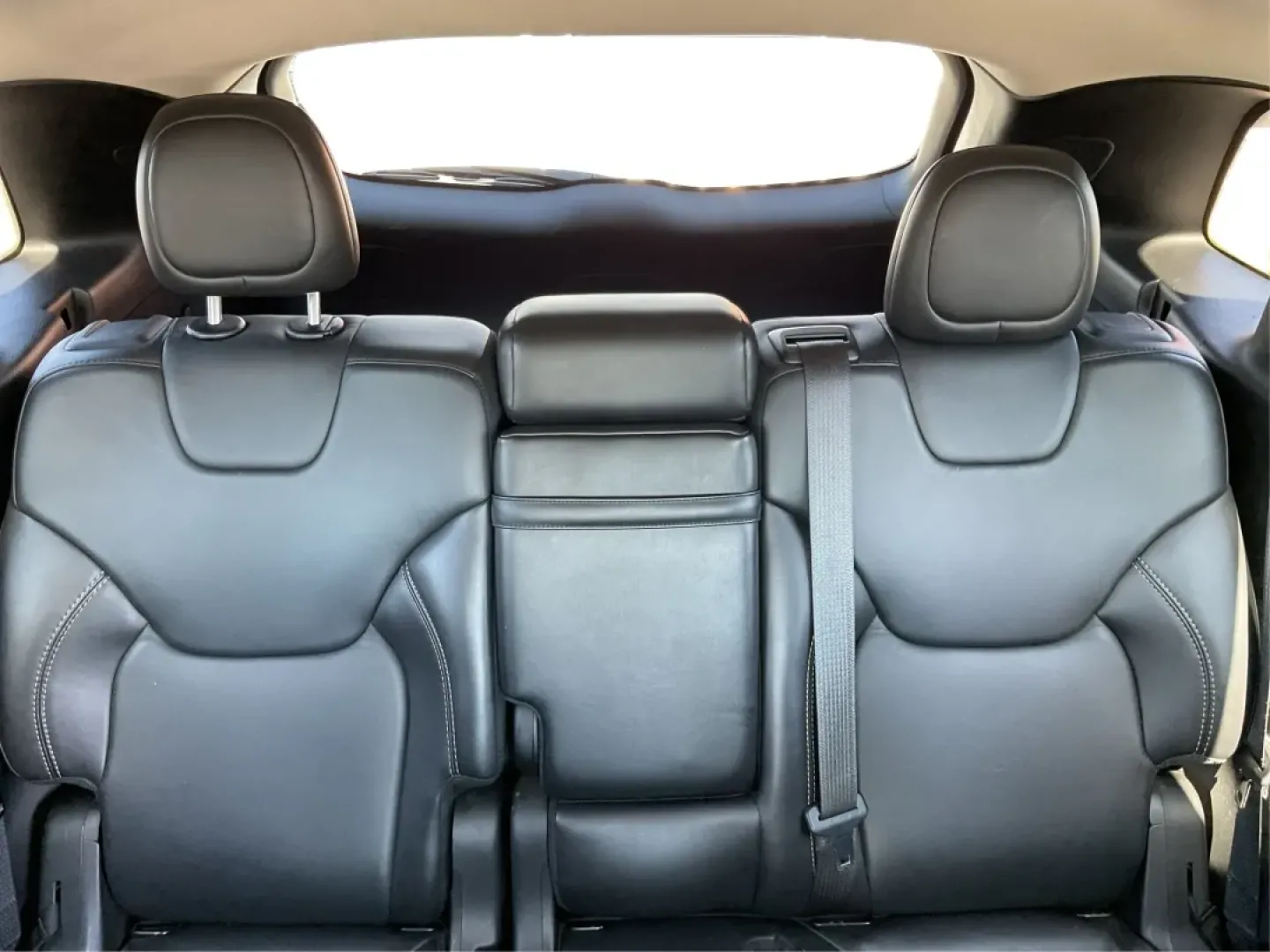 2016 Jeep Cherokee Limited (1C4PJLDB7GW) with an Other engine, located at 880 E. National Road, Vandalia, OH, 45377, (937) 908-9800, 39.891918, -84.183594 - **Discover Your Next Adventure with the 2016 Jeep Cherokee Limited Perfect for Family Road Trips and Everyday Commuting!**<br /> <br /> Are you ready to elevate your driving experience? The 2016 Jeep Cherokee Limited is the ideal crossover for families, adventurers, and daily commuters alike. With - Photo#14