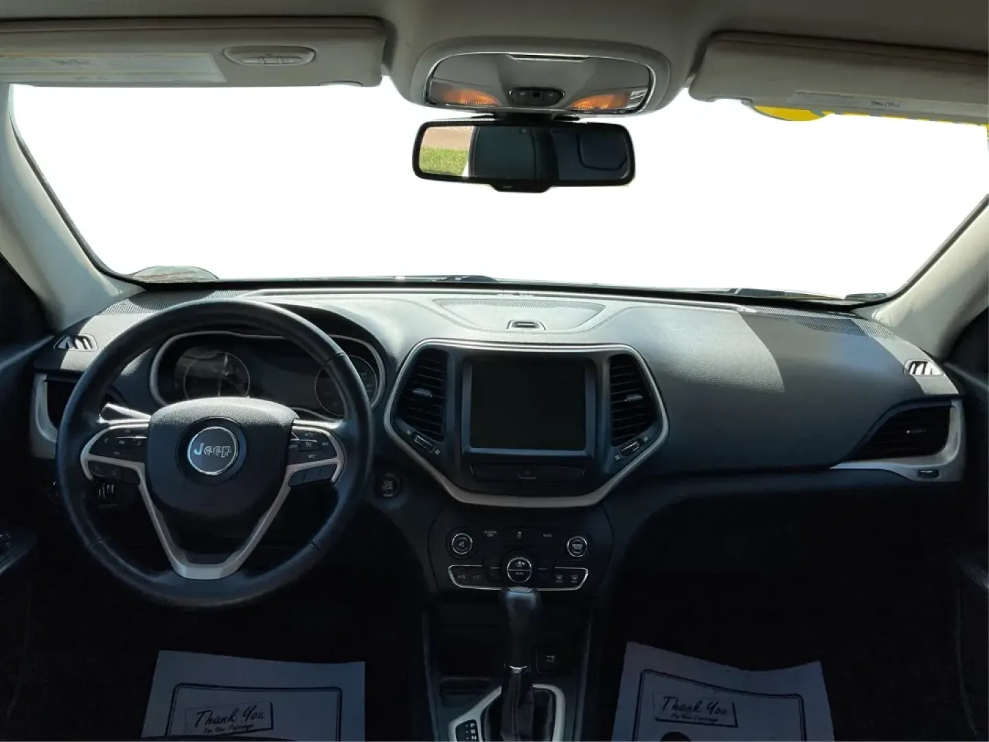 2016 Jeep Cherokee Limited (1C4PJLDB7GW) with an Other engine, located at 880 E. National Road, Vandalia, OH, 45377, (937) 908-9800, 39.891918, -84.183594 - **Discover Your Next Adventure with the 2016 Jeep Cherokee Limited Perfect for Family Road Trips and Everyday Commuting!**<br /> <br /> Are you ready to elevate your driving experience? The 2016 Jeep Cherokee Limited is the ideal crossover for families, adventurers, and daily commuters alike. With - Photo#21