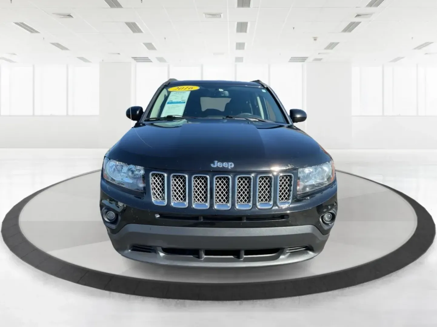 2016 Jeep Compass Latitude (1C4NJDEB2GD) with an 2.4L I-4 DOHC engine, located at 1230 East Main St, Xenia, OH, 45385, (937) 908-9800, 39.688026, -83.910172 - **Adventure Awaits with This 2016 Jeep Compass Latitude!**<br /> <br /> If you're seeking a vehicle that complements your active lifestyle, look no further than this versatile 2016 Jeep Compass Latitude. Perfect for weekend getaways, family road trips, or daily commutes, this SUV is designed to hand - Photo#7