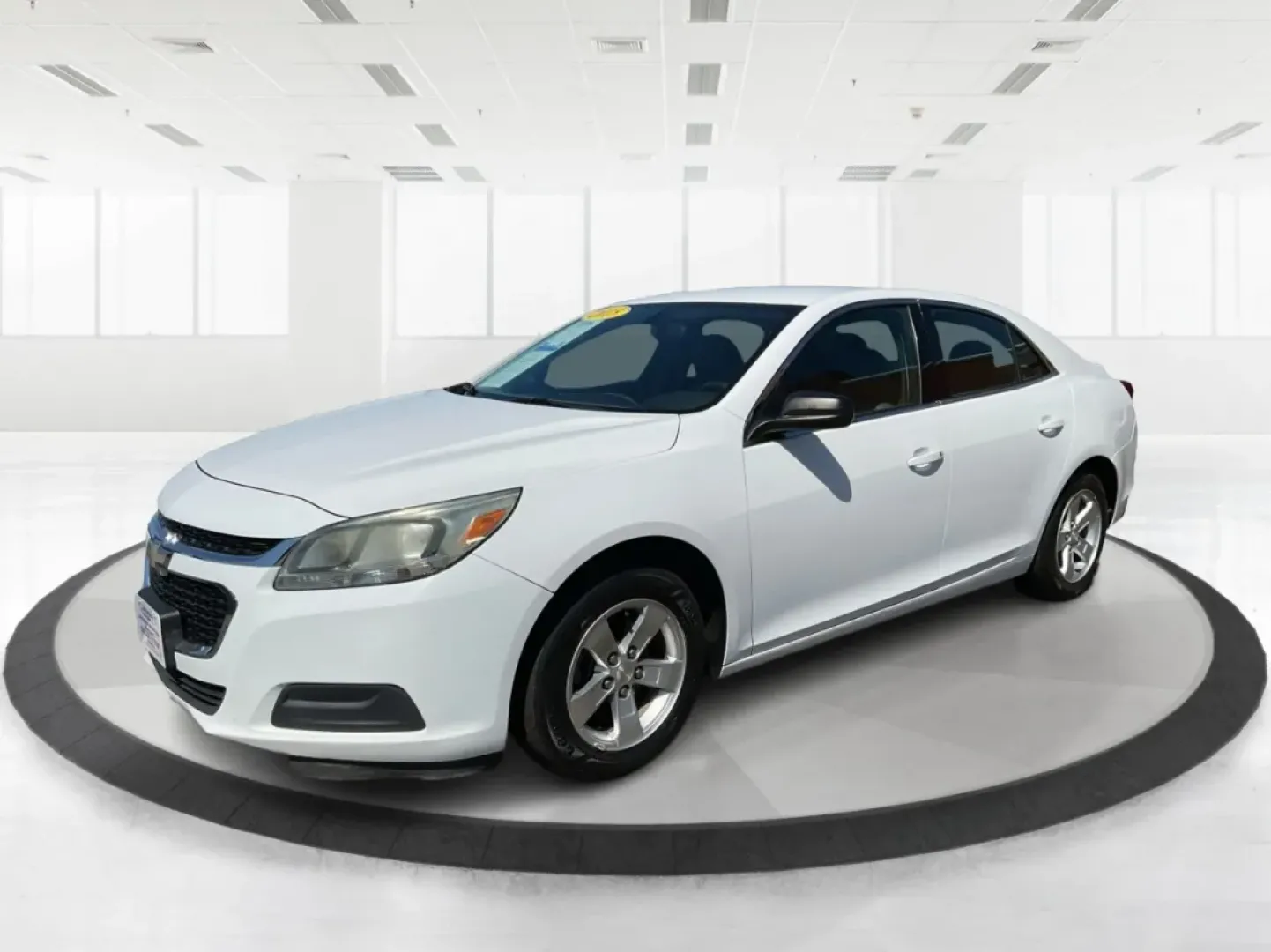 2015 Chevrolet Malibu 1FL (1G11A5SL9FU) with an ECOTEC 2.5L I-4 gasoline direct injection engine, located at 1099 N County Rd 25A , Troy, OH, 45373, (937) 908-9800, 40.057079, -84.212883 - **Discover Your Next Adventure with the 2015 Chevrolet Malibu at Advantage Car and Credit - Troy!**<br /> <br /> Are you in search of a reliable sedan that seamlessly combines style, comfort, and performance for your daily commute? Look no further! The 2015 Chevrolet Malibu 1FL is the perfect vehicl - Photo#8